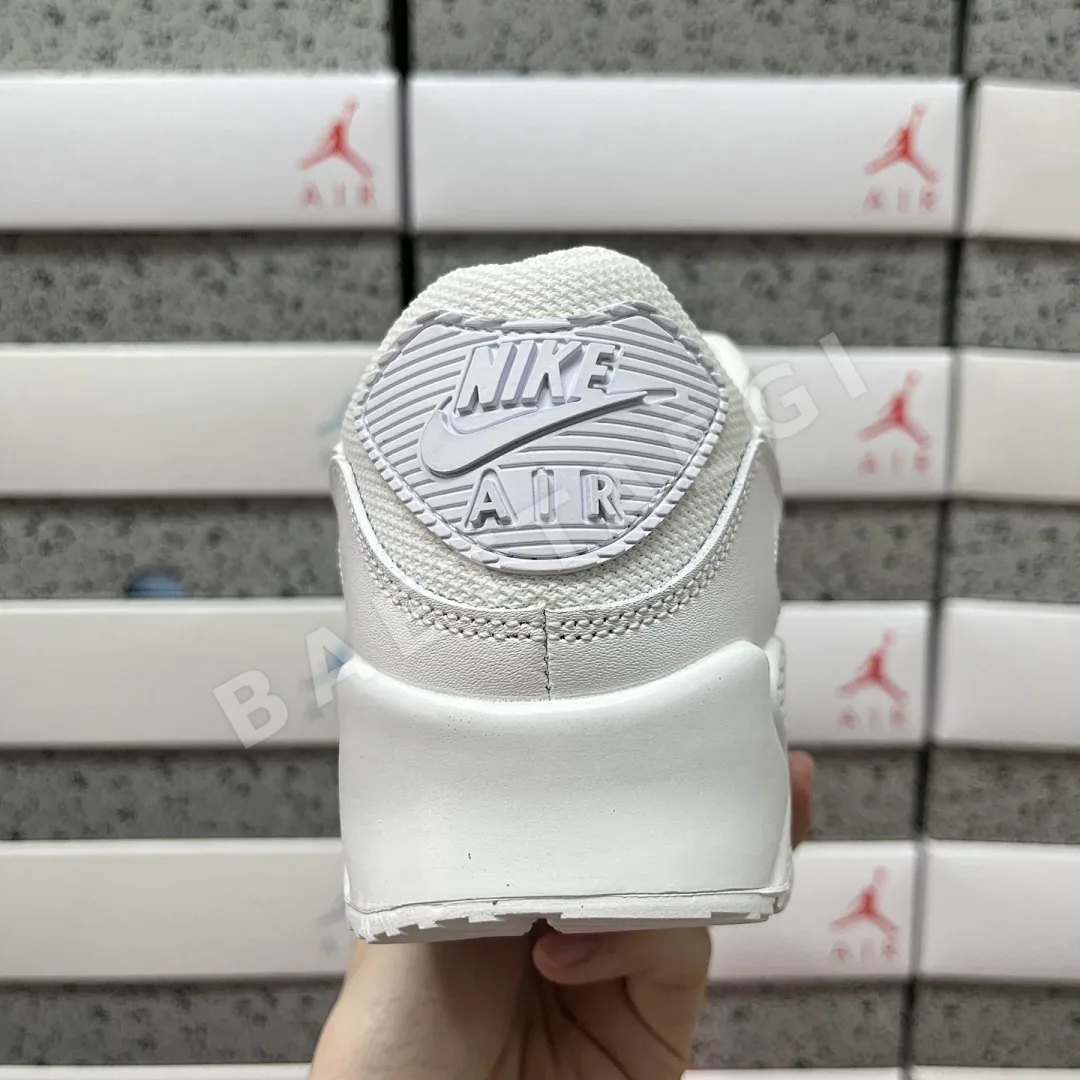나이키 [MAX] 에어 맥스 90 CN8490-100 201059 Nike Air Max 90 Recraft Triple White 상세 이미지 4