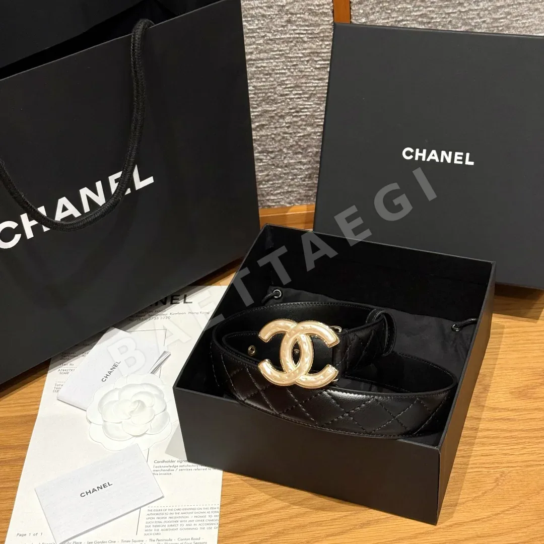 샤넬 더블 C 메탈 로고 램스킨 벨트 174257