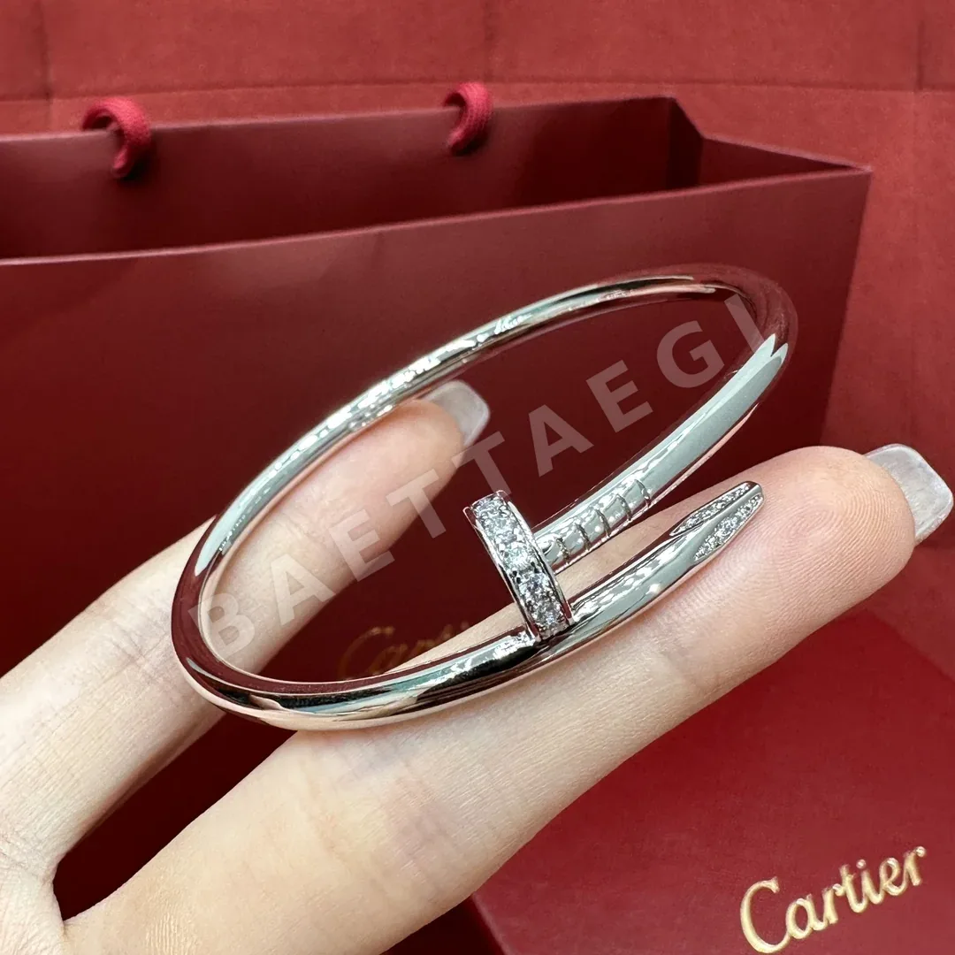 까르띠에 저스트 언 클루 와이드 다이아몬드 네일 팔찌 178357