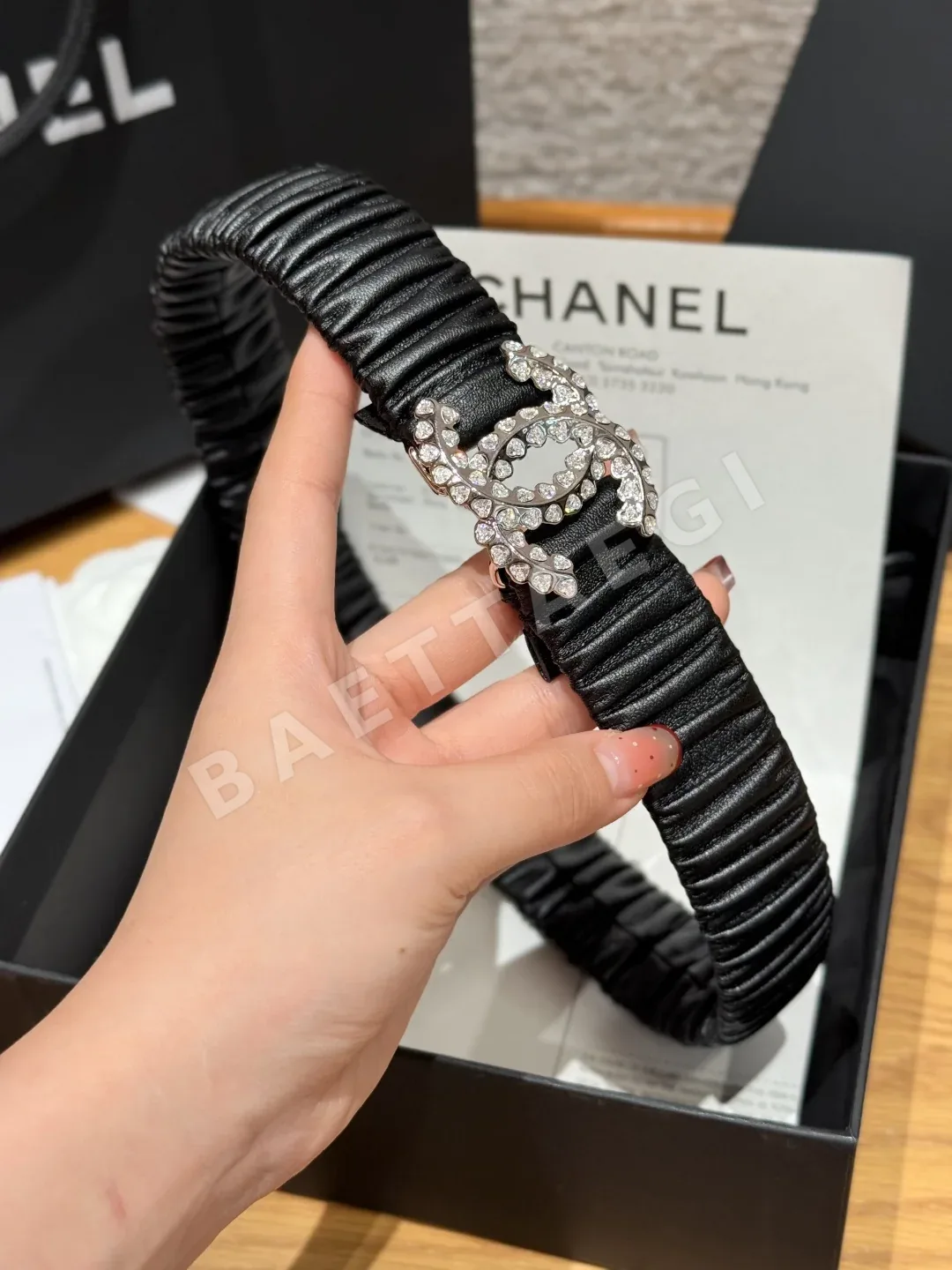 샤넬 더블 C 크리스탈 장식 고무 벨트 상세 이미지 3