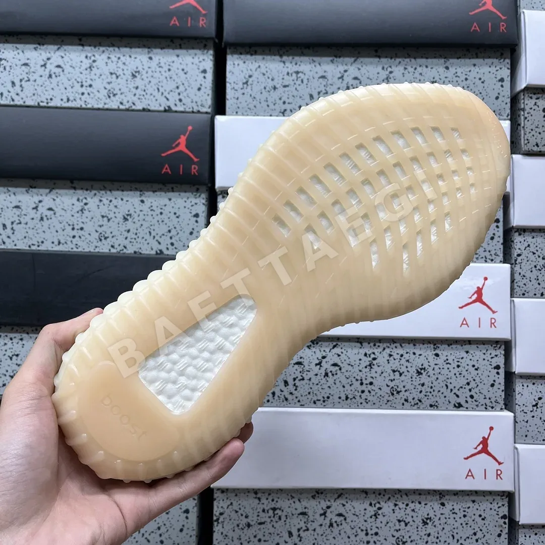 아디다스 [XQ] 이지 부스트 350 V2 FU9161 200785 Adidas Yeezy Boost 350 V2 Lundmark Non 상세 이미지 8
