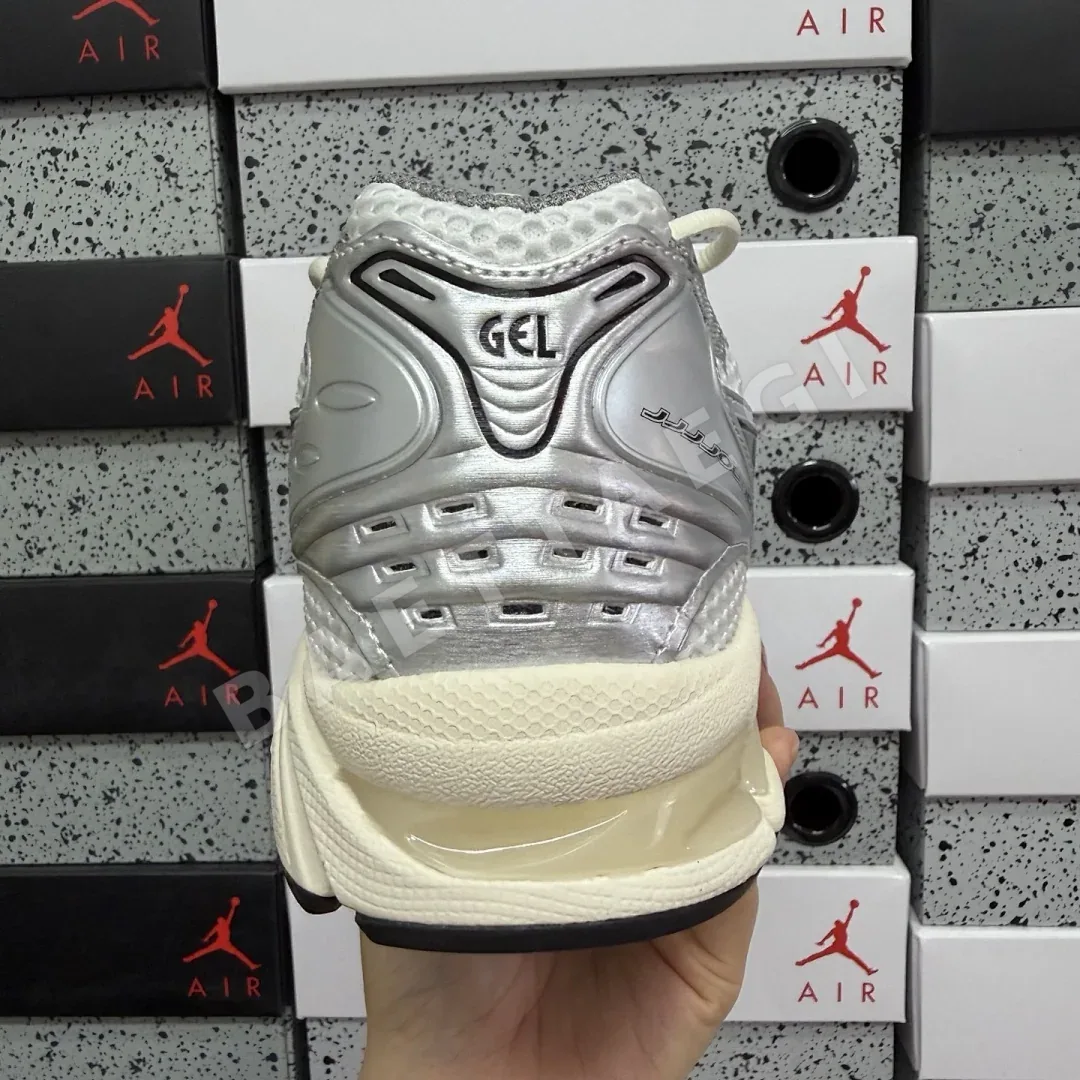 아식스 [TOP] 젤 카야노 14 1201A457-101 200309 Asics Gel-Kayano 14 JJJJound Silver Black 상세 이미지 5