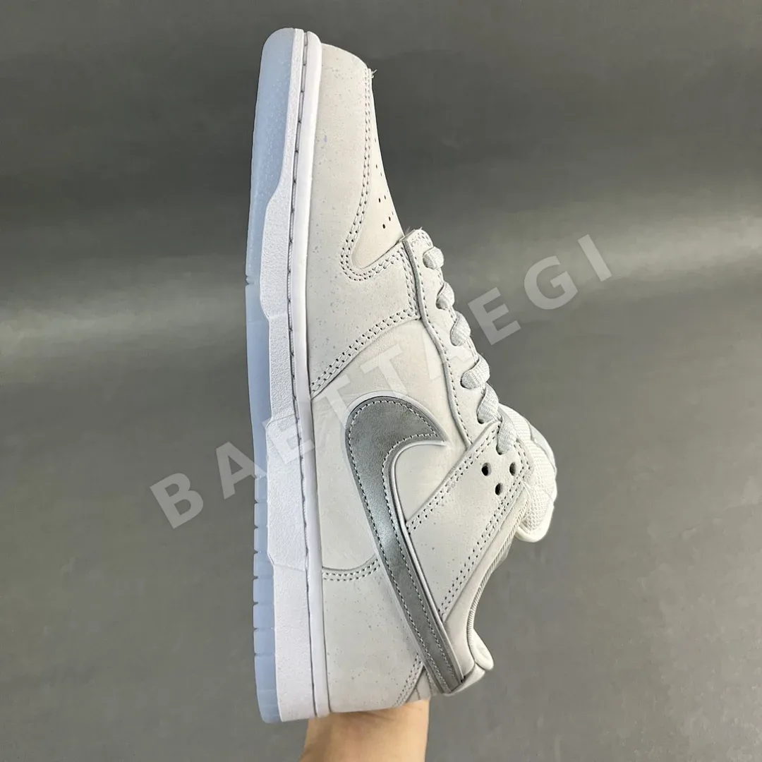 나이키 [TOP/S2] SB 덩크 로우 FD8776-100 200932 Nike SB Dunk Low White Lobster Friends 상세 이미지 3