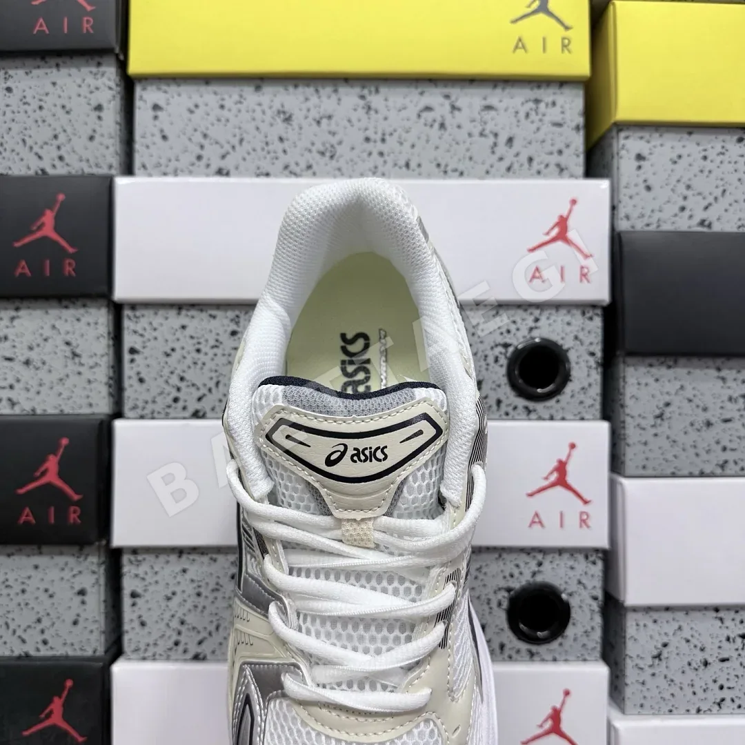 아식스 [WZ] 젤 카야노 14 1202A056-109 200398 Asics Gel-Kayano 14 White Midnight 상세 이미지 7
