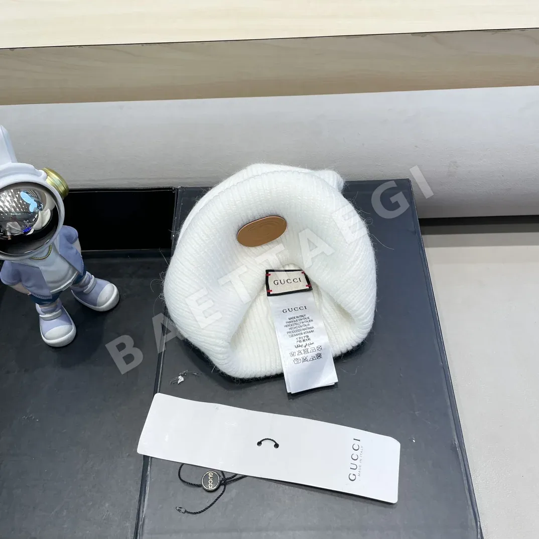 구찌 대형 니트 모자 상세 이미지 8