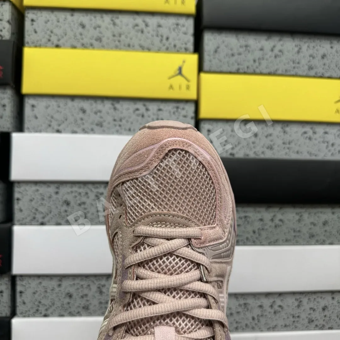 아식스 [LZ] 젤 카야노 14 1205A105-700 200601 Asics Gel-Kayano 14 Barely Rose Cream 상세 이미지 5
