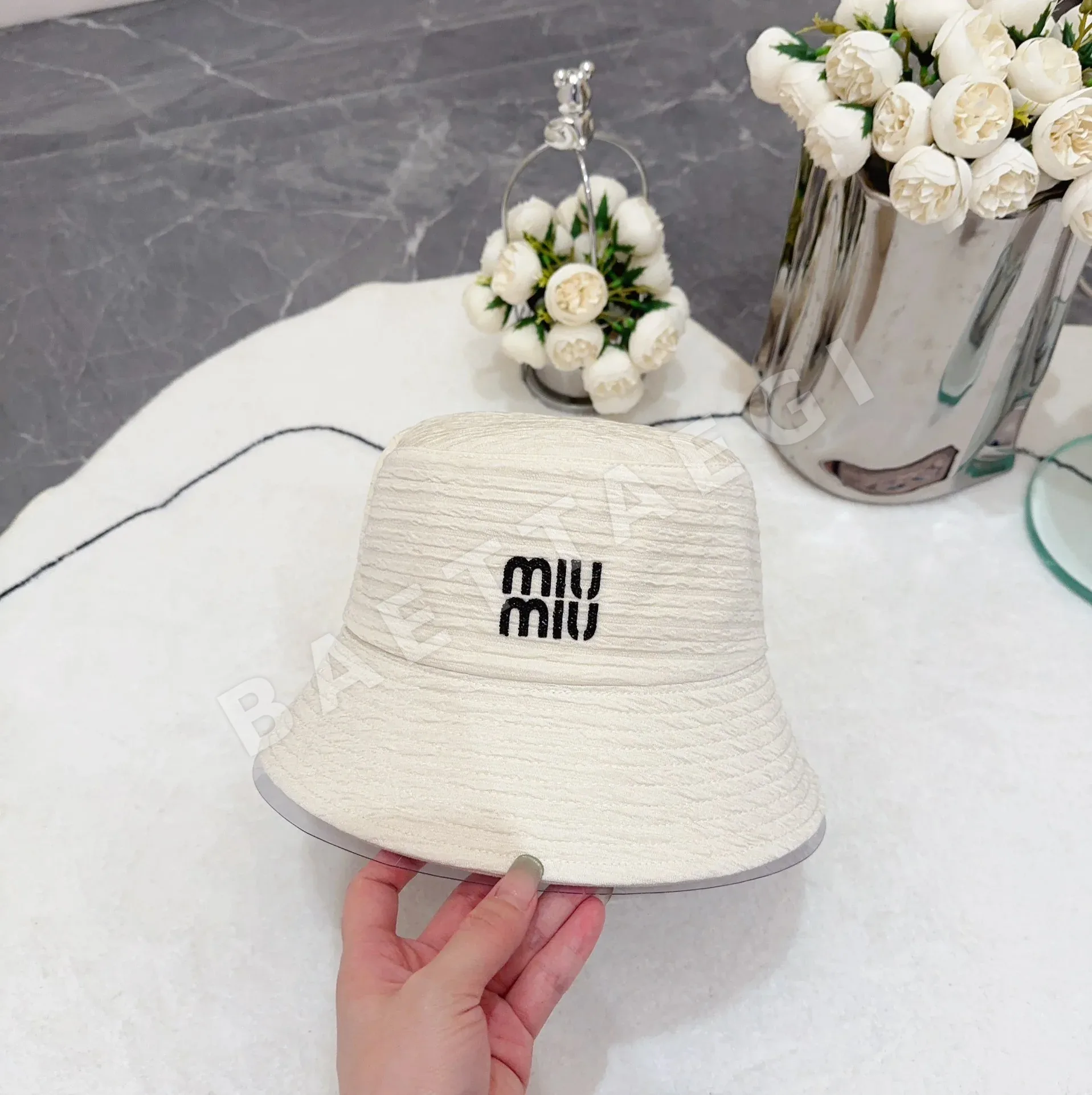 미우미우 모자 81121 Miu Miu Cap 상세 이미지 3