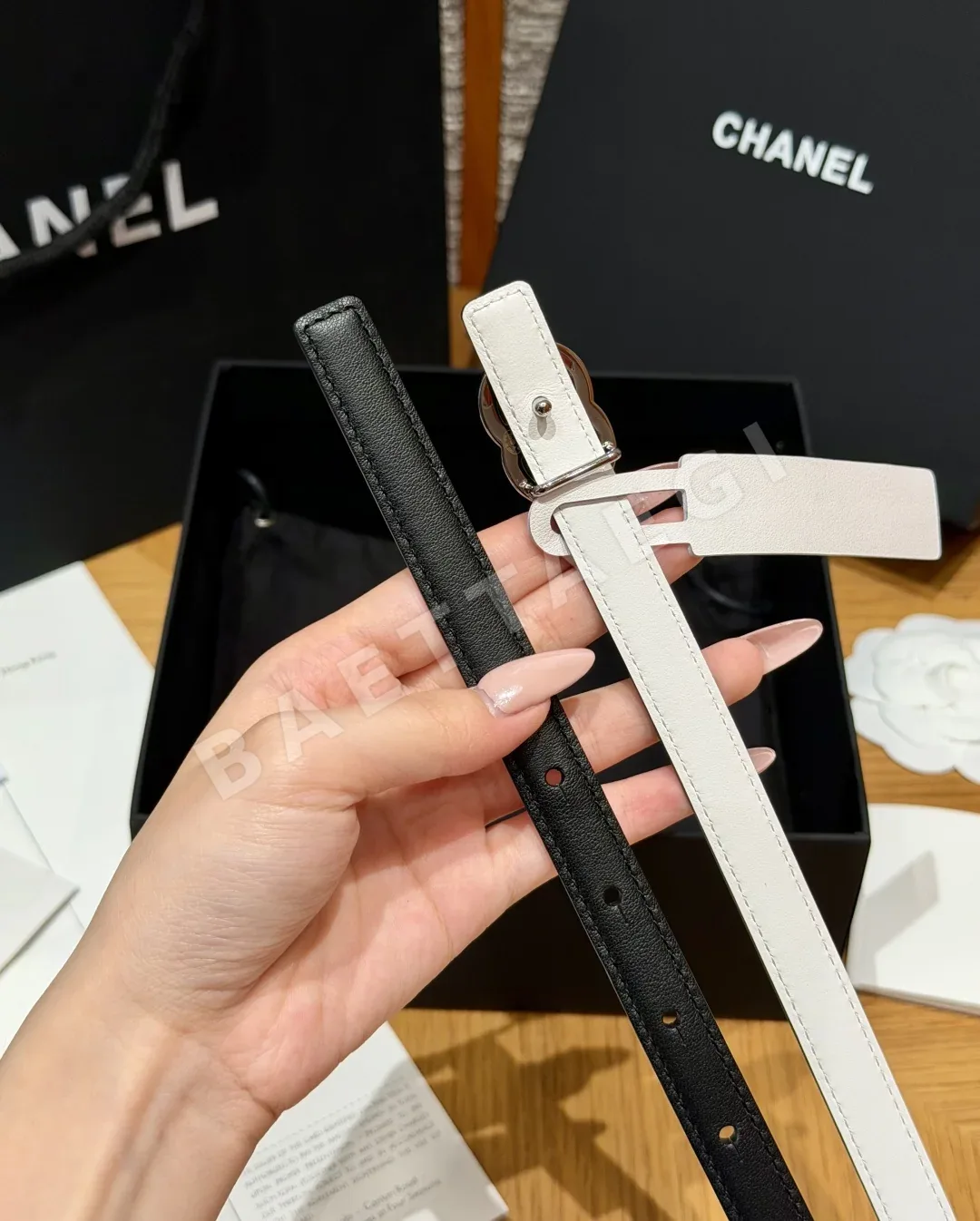 샤넬 더블 C 로고 양면 카프스킨 벨트 상세 이미지 9
