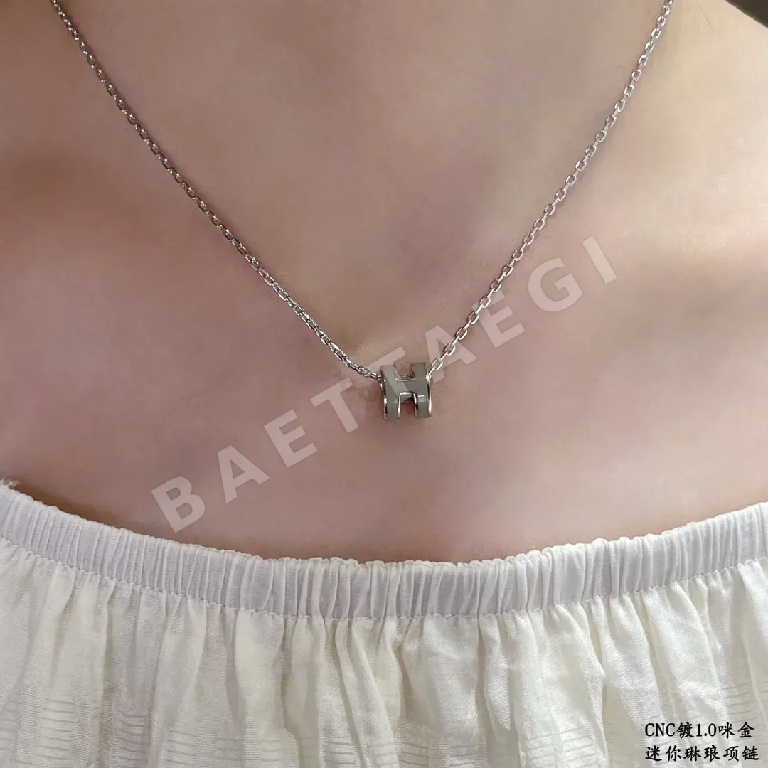 에르메스 미니 H 에나멜 목걸이 70454