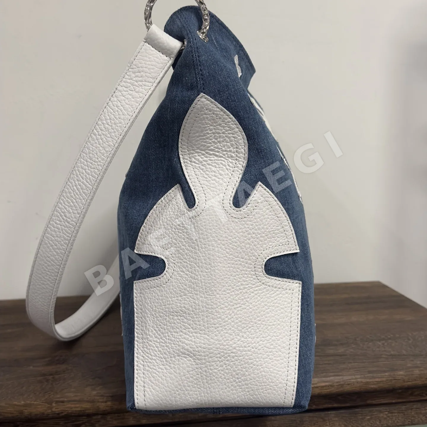 크롬하츠 카우보이 크로스 데님 가방 상세 이미지 6