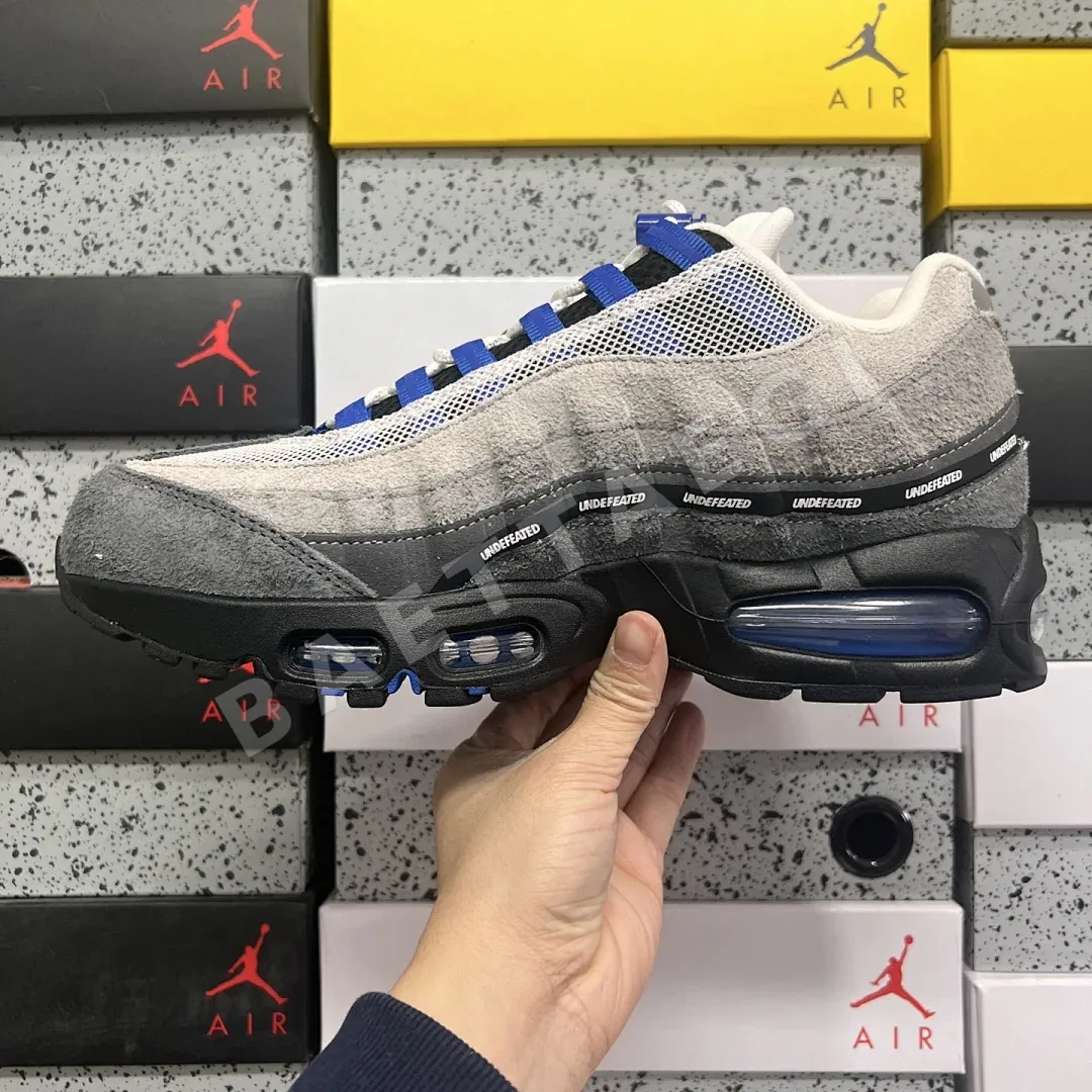 나이키 [GX] 에어 맥스 95 SP 그레이 블루 IB4523-001 201261 Nike Air Max 95 SP Undefeated Geo 상세 이미지 2