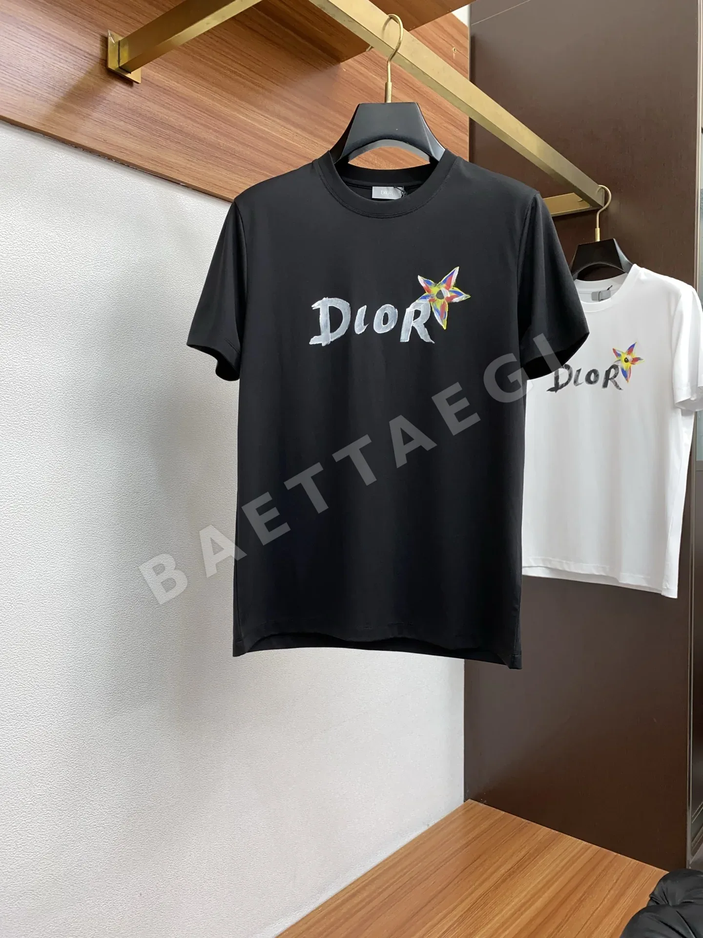 디올 크루넥 남성 반팔 티셔츠 47437
