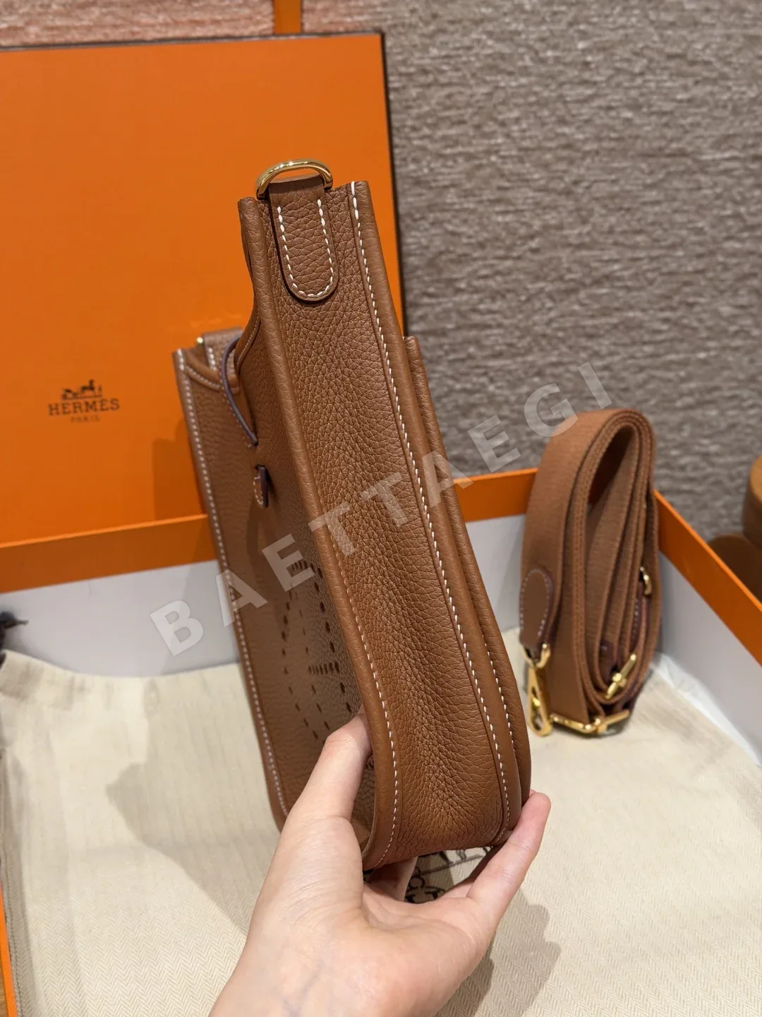 에르메스 에블린 23 가죽 가방 상세 이미지 3