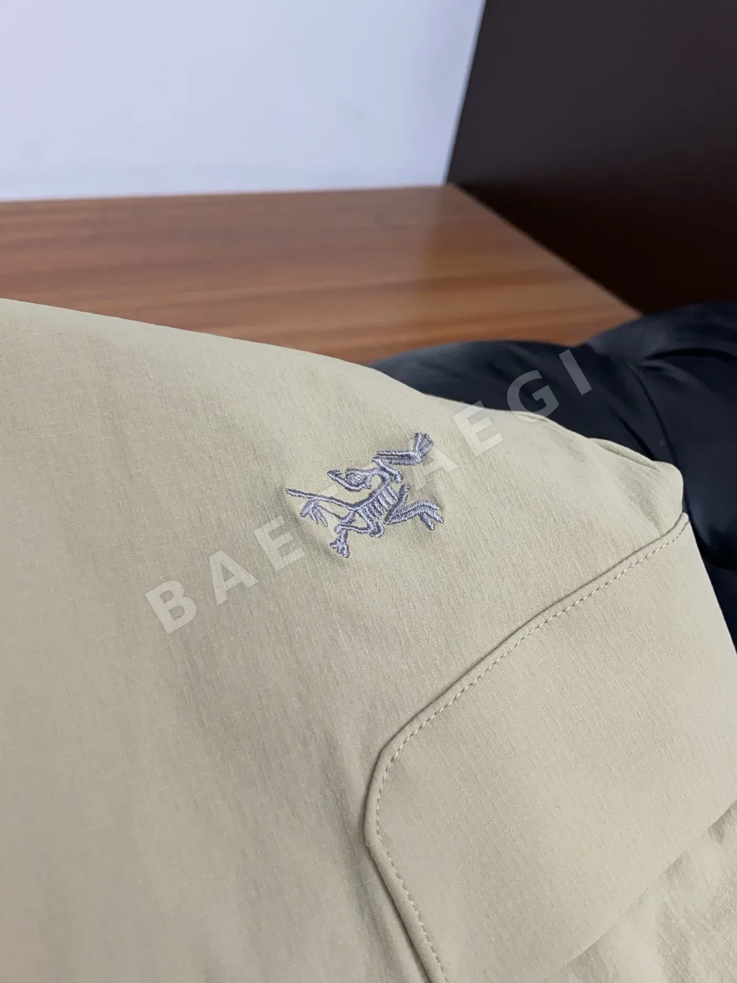 아크테릭스 남성 오리지널 핏 반바지 상세 이미지 7
