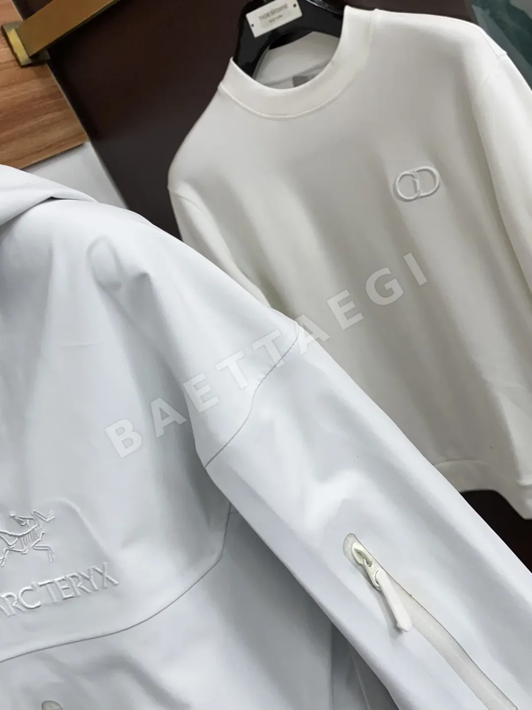 아크테릭스 알파 SV GORE-TEX 프로 남성 자켓 상세 이미지 4