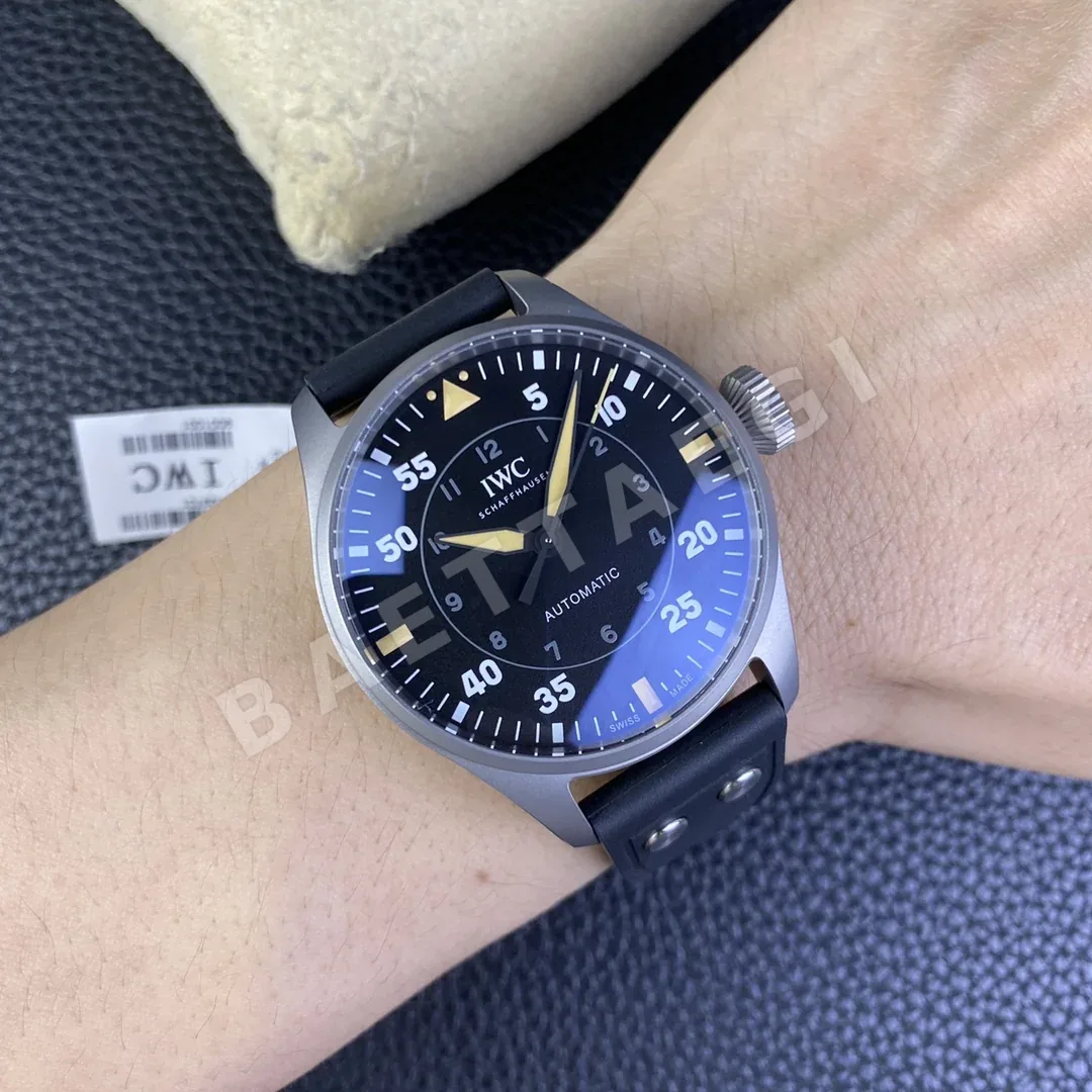 IWC 파일럿 티타늄 시계 42494