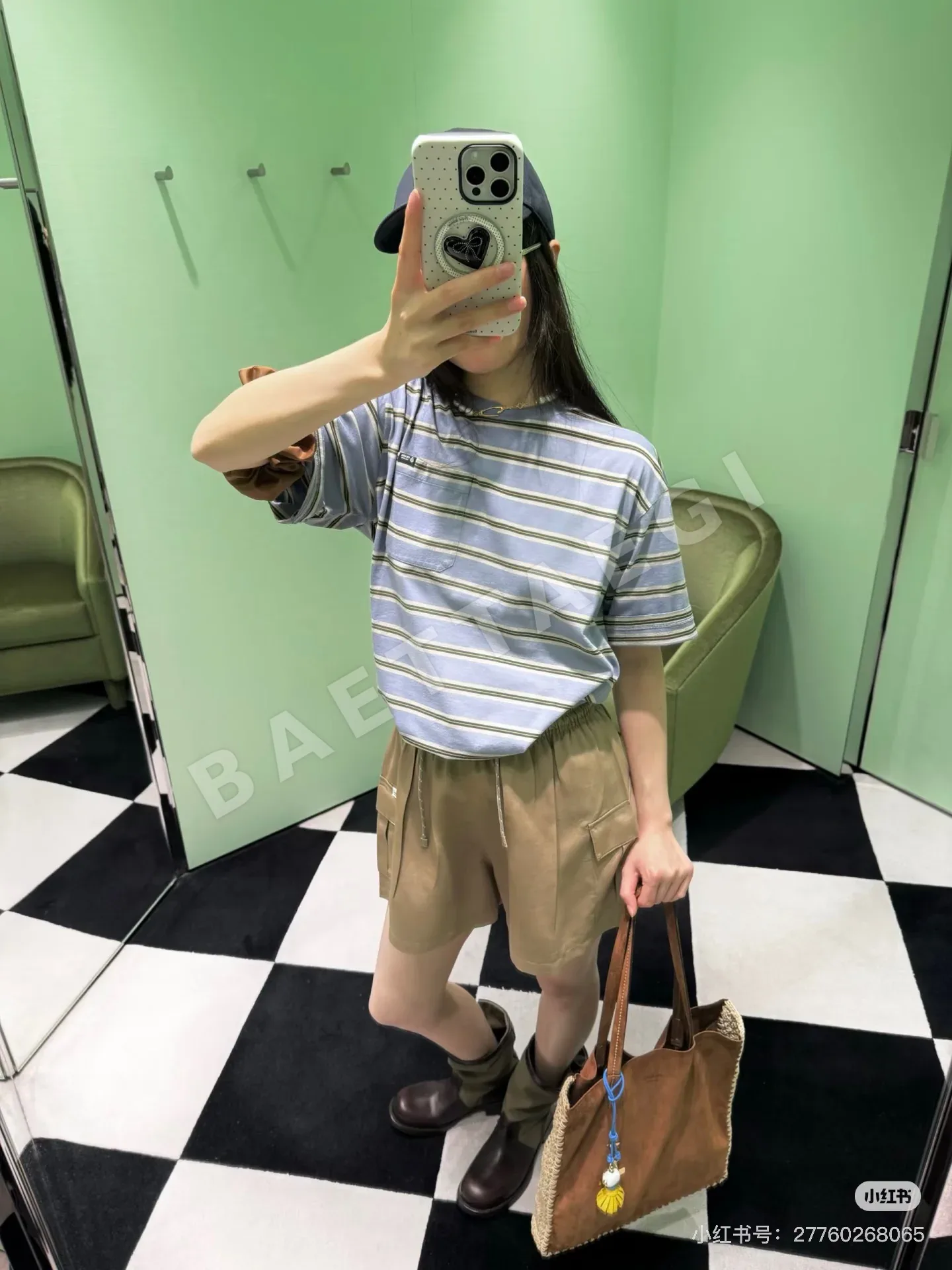 프라다 카키 카고 반바지 여성 바지 상세 이미지 2