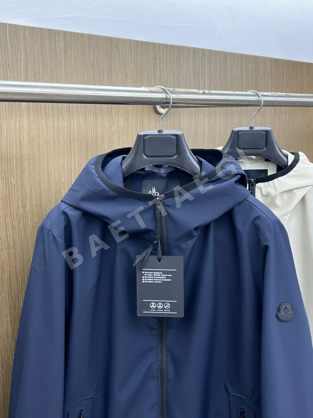몽클레르 남성 후드 자켓 상세 이미지 2
