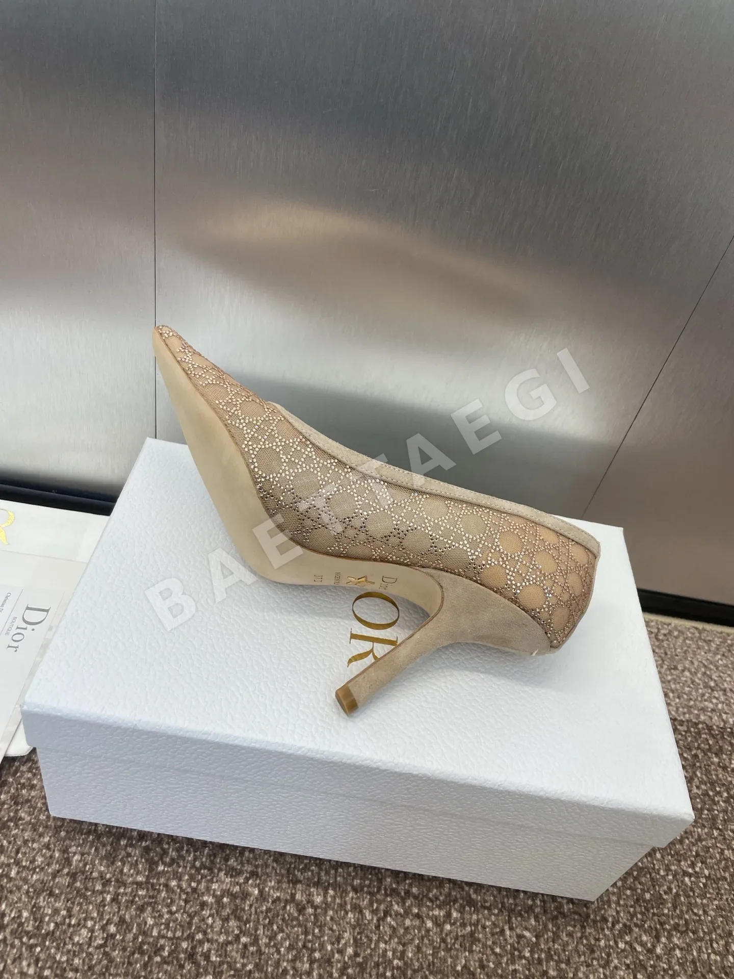 디올 캡처 메시 큐빅 장식 키튼 힐 여성 신발 8703 상세 이미지 9
