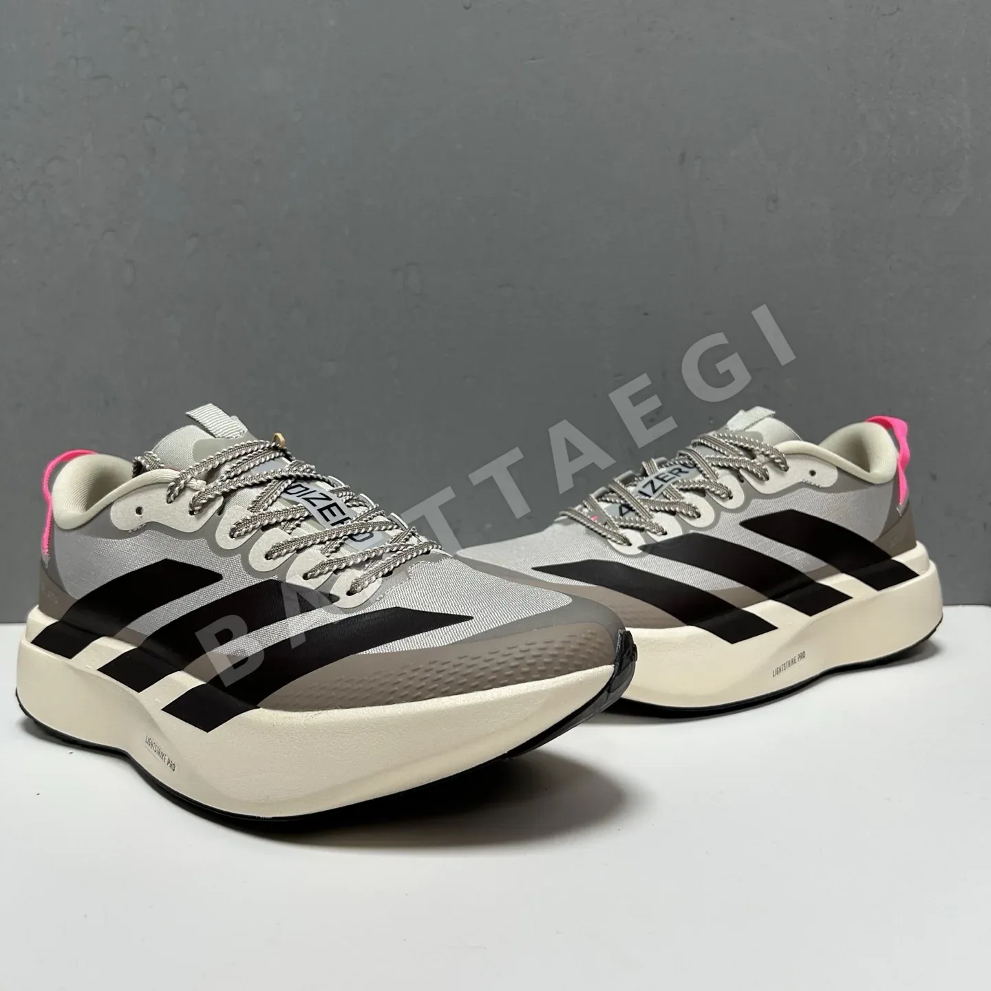 아디다스 신발 157697 Adidas Sneakers 상세 이미지 4
