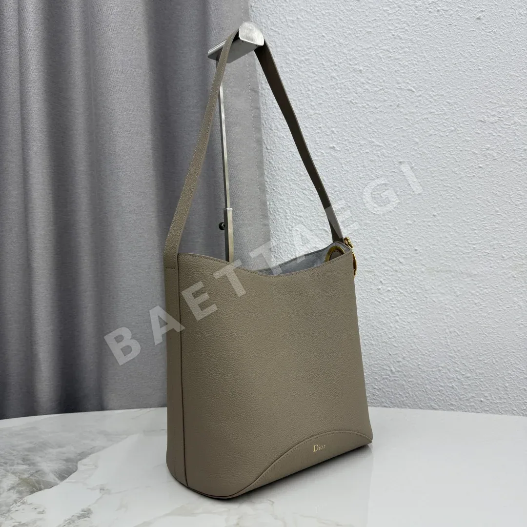 디올 메다이옹 호보 버킷 가방 상세 이미지 2