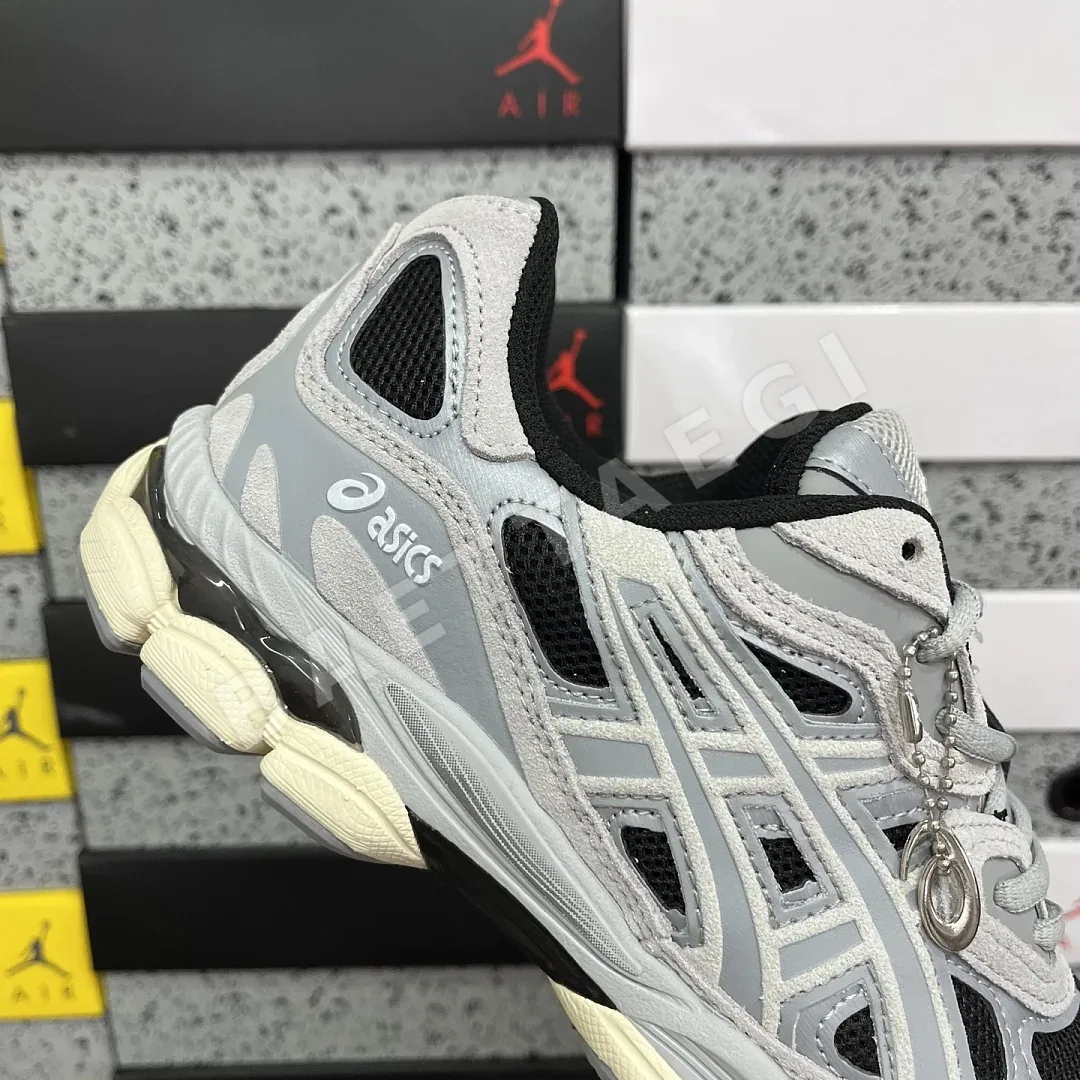 아식스 [GX] 젤 NYC 1203A383-004 200528 Asics Gel-NYC Black Piedmont Grey 상세 이미지 4
