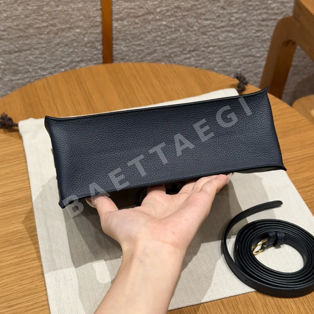 에르메스 켈리 단스 에버컬러 가죽 지갑 상세 이미지 5