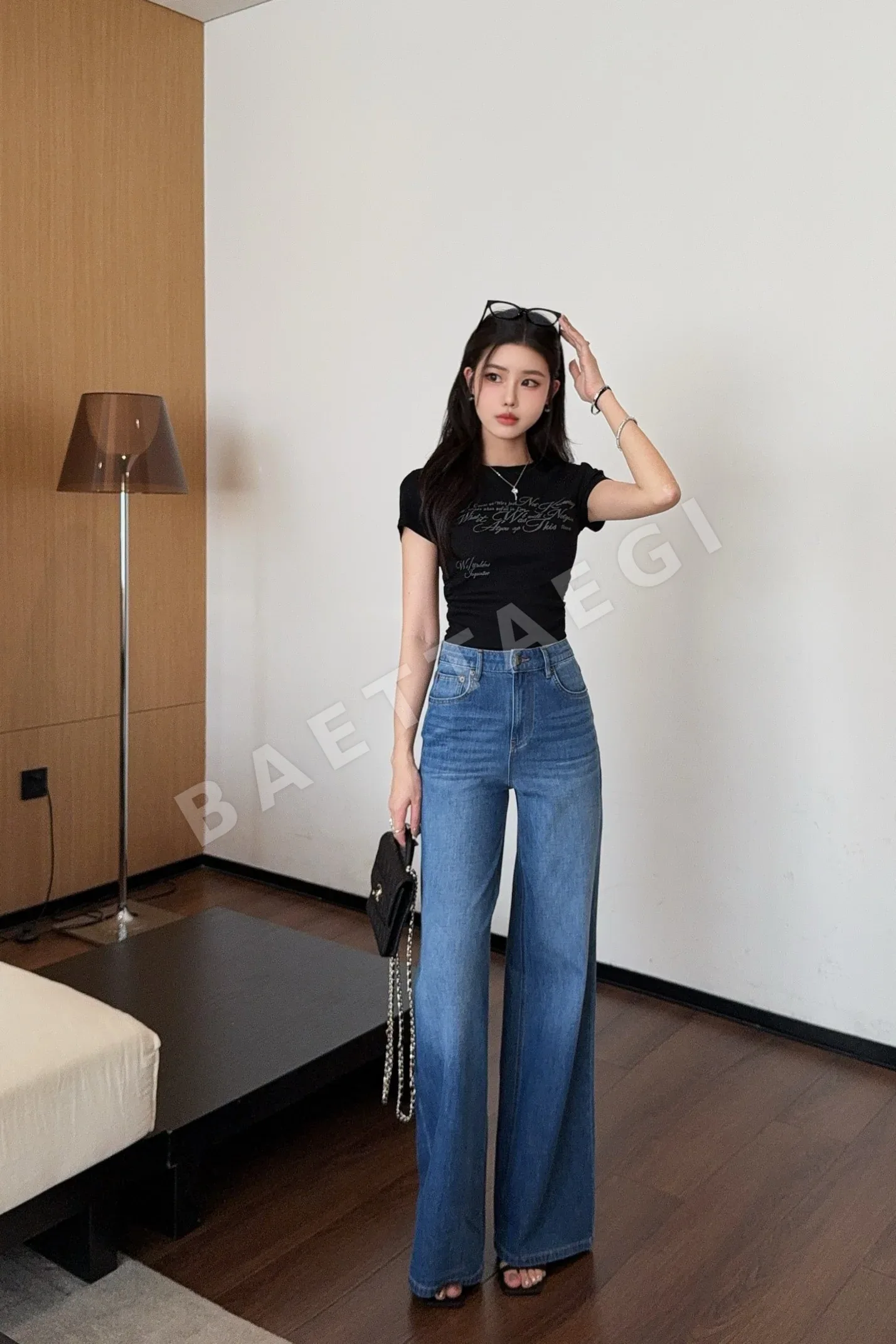 생로랑 스트레이트 레그 데님 여성 바지 117061