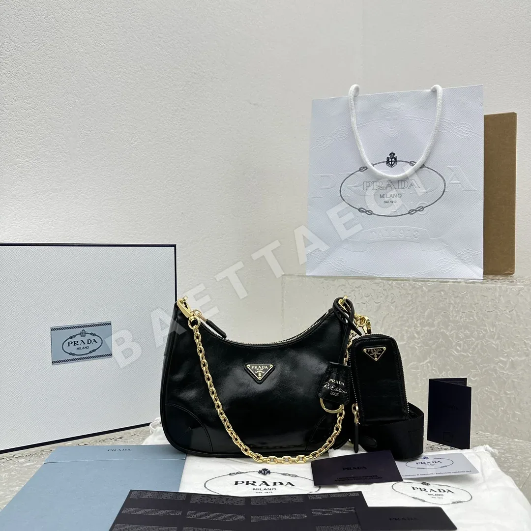 프라다 오일왁스 블랙 나일론 호보백 136597