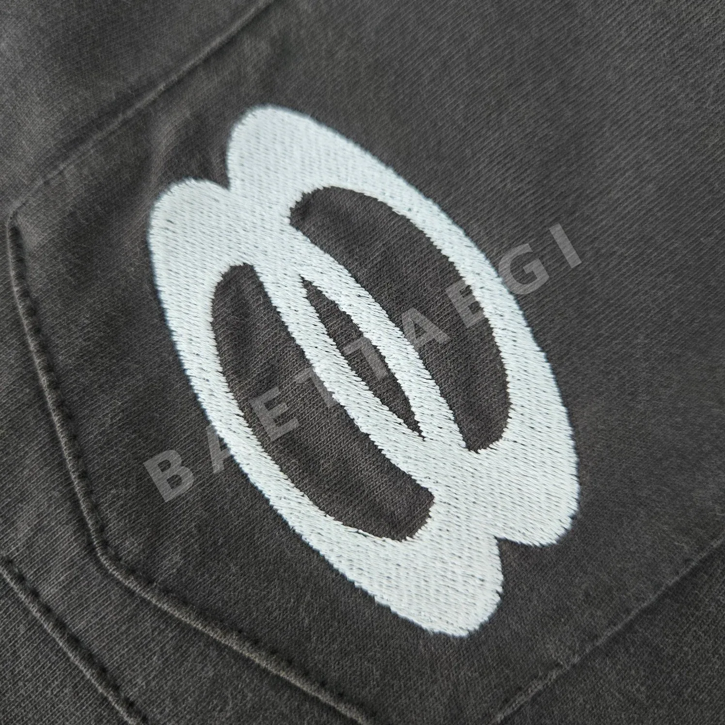 발렌시아가 오버핏 로고 자수 반팔 티셔츠 860 상세 이미지 7