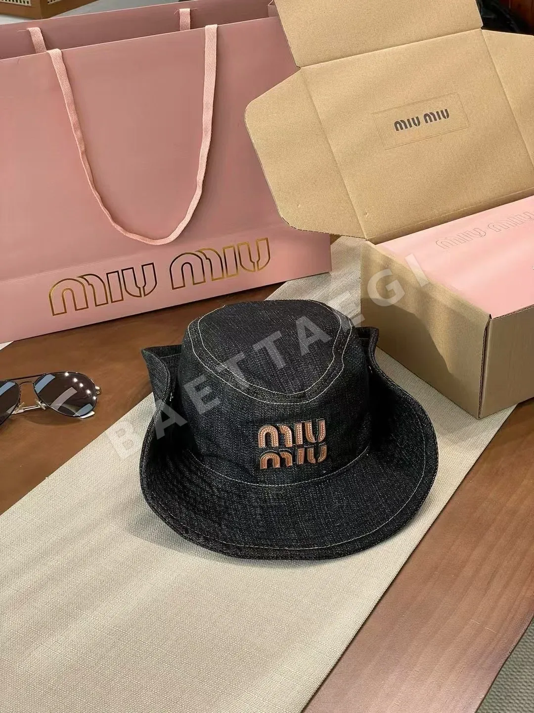 미우미우 모자 80928 Miu Miu Cap 상세 이미지 4