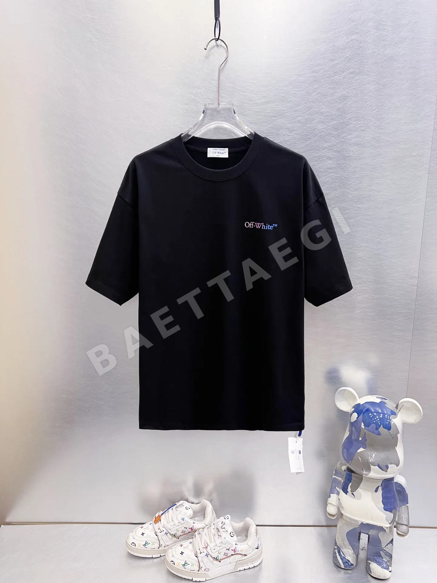 오프화이트 남성 반팔 티셔츠 상세 이미지 6
