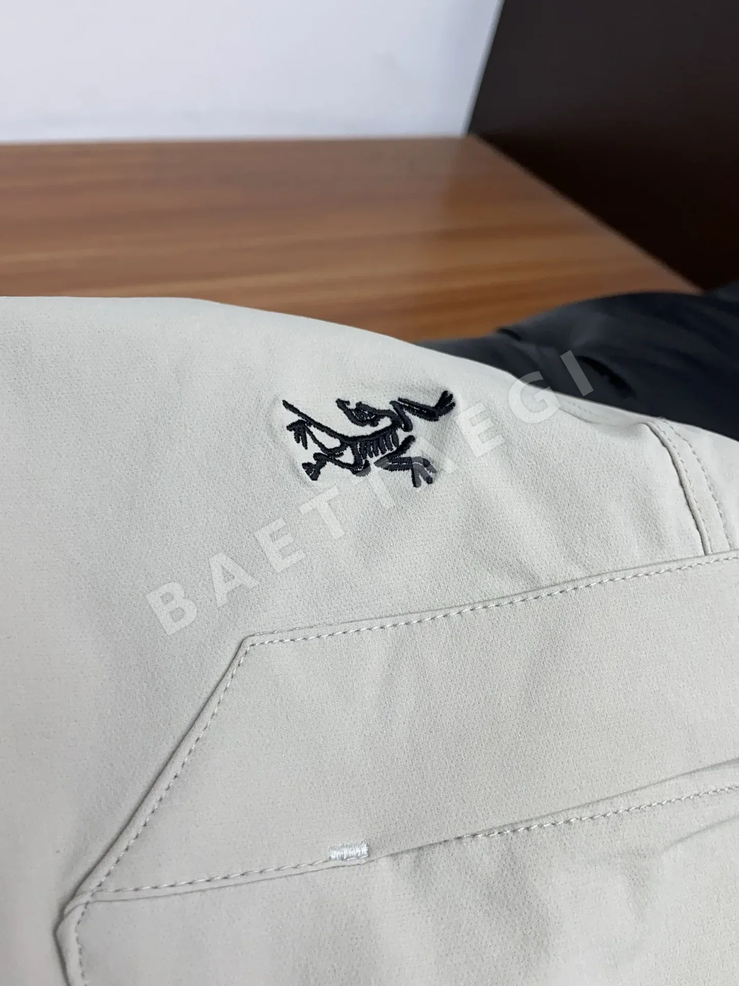 아크테릭스 오리지널 핏 남성 반바지 상세 이미지 7