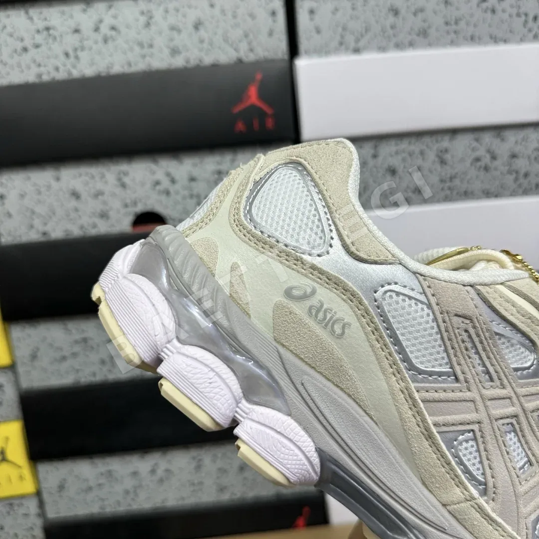 아식스 [WZ] 젤 NYC 1201A789-105 200388 Asics Gel-NYC White Oyster Grey 상세 이미지 4