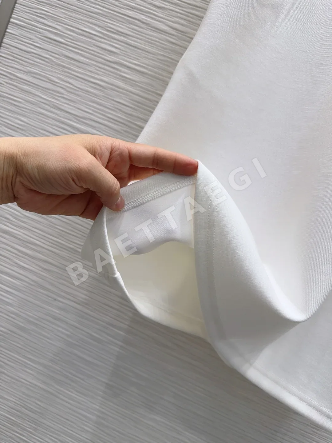 디올 로고 리본 포인트 반소매 원피스 상세 이미지 6