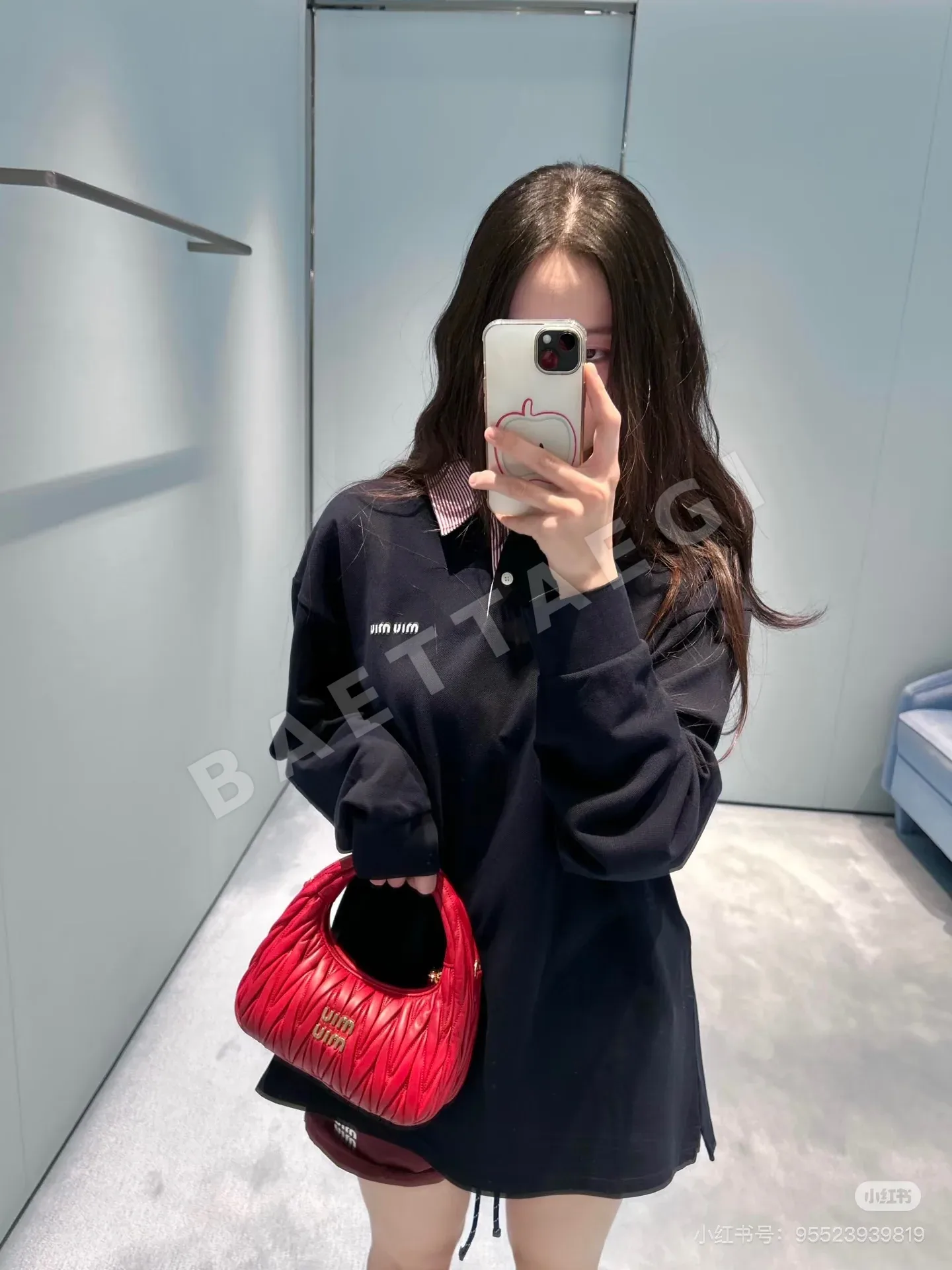 미우미우 마이크로 로고 자수 컬러 블록 긴팔 폴로셔츠 상세 이미지 8