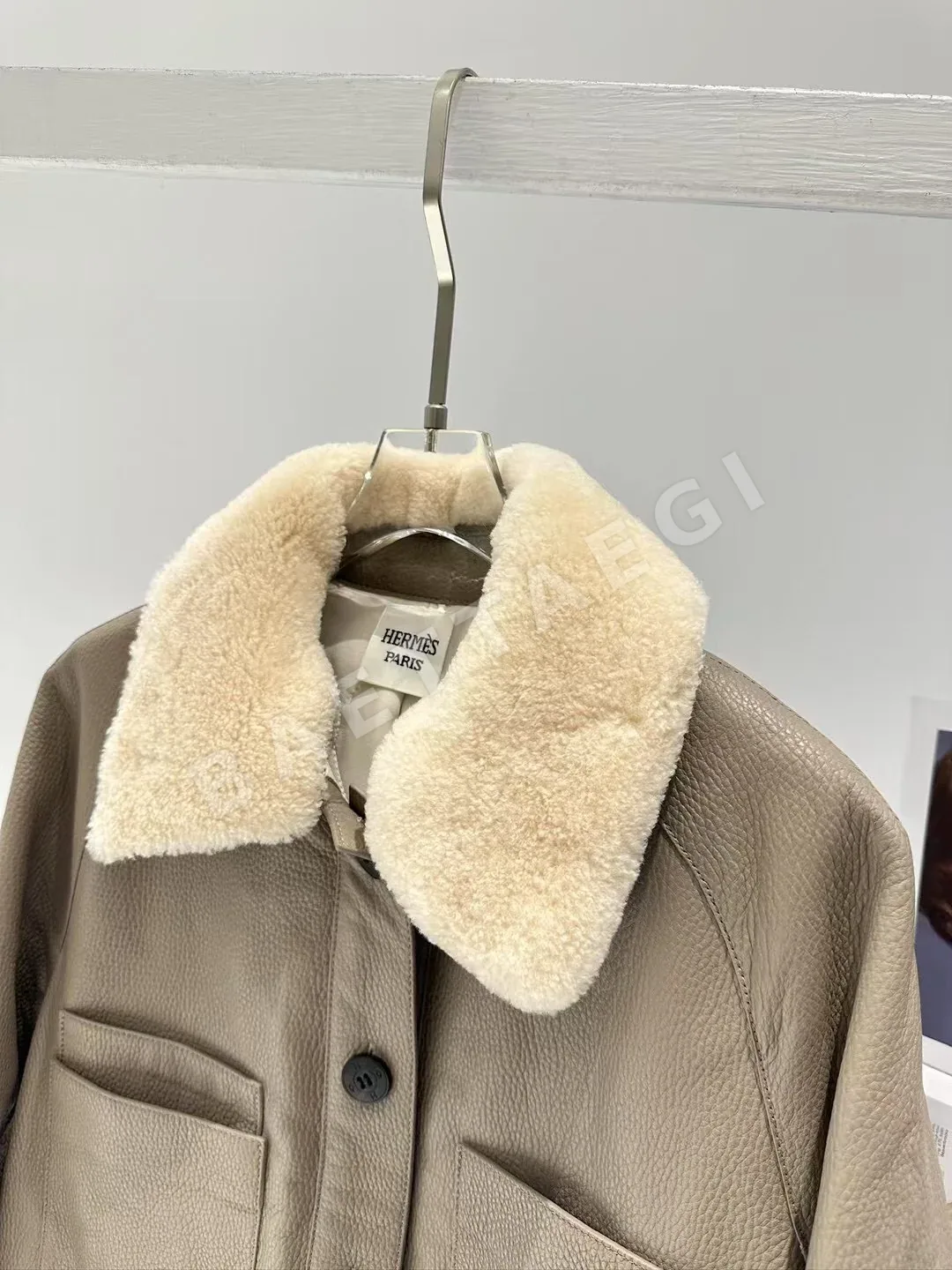 에르메스 울 양가죽 카라 자켓 상세 이미지 5