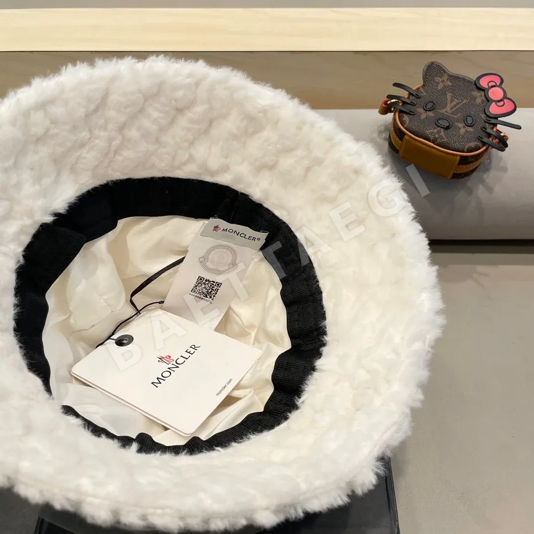 몽클레르 플리스 바켓 햇 여성용 모자 상세 이미지 9