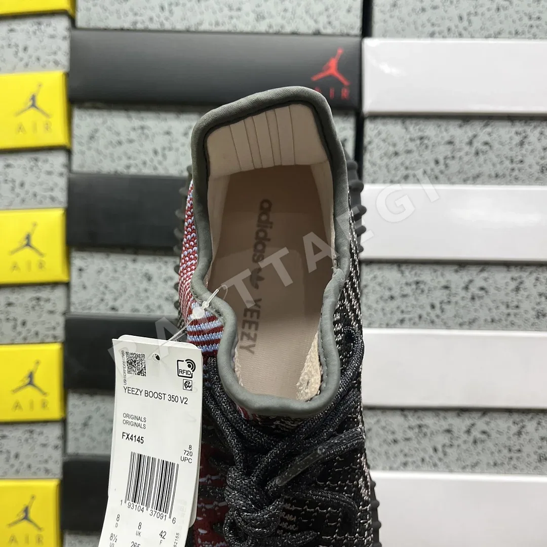 아디다스 [XQ] 이지 부스트 350 V2 FX4145 200759 Adidas Yeezy Boost 350 V2 Yecheil 상세 이미지 2
