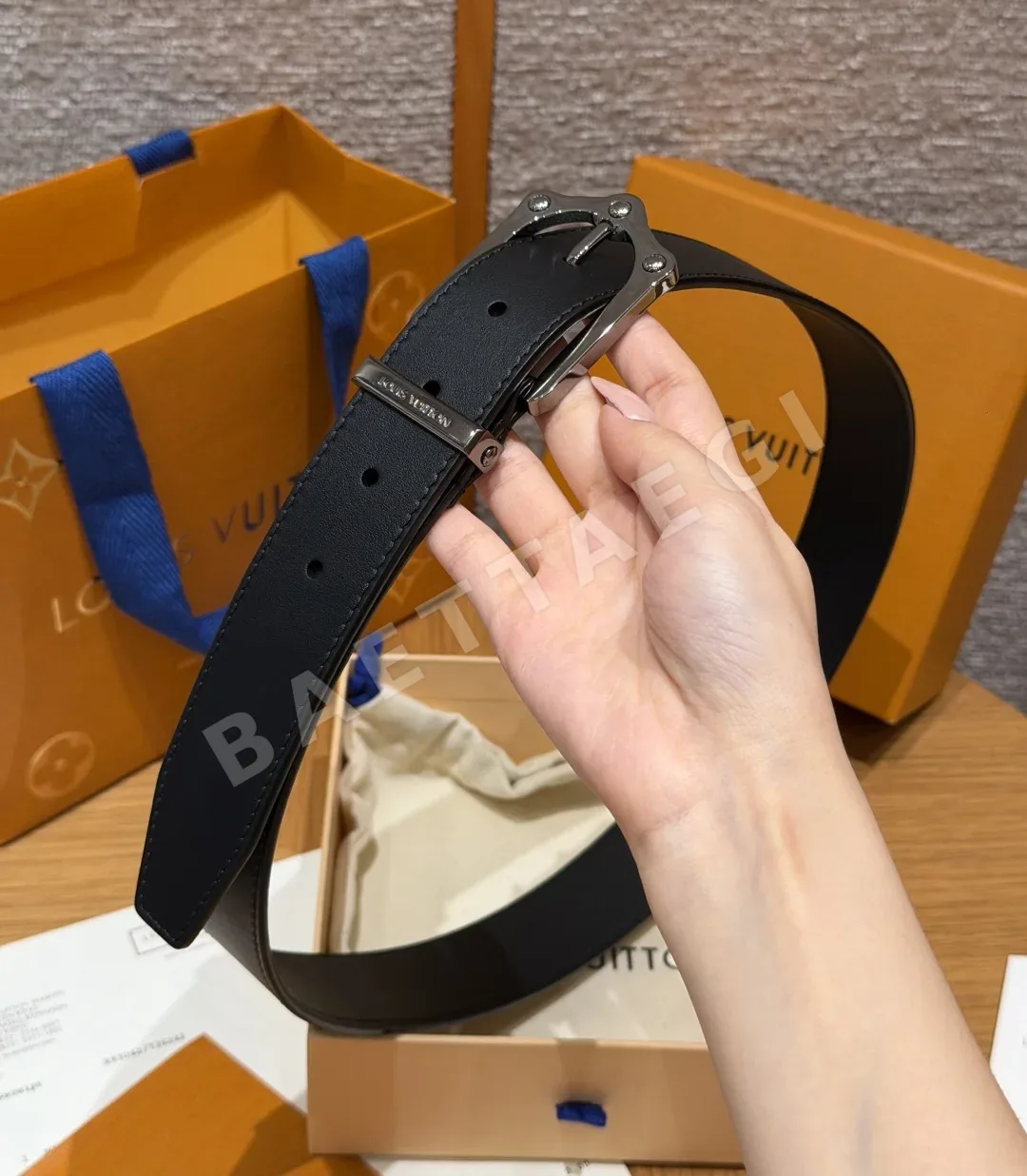 루이비통 프로그 35mm 리버시블 벨트 상세 이미지 3
