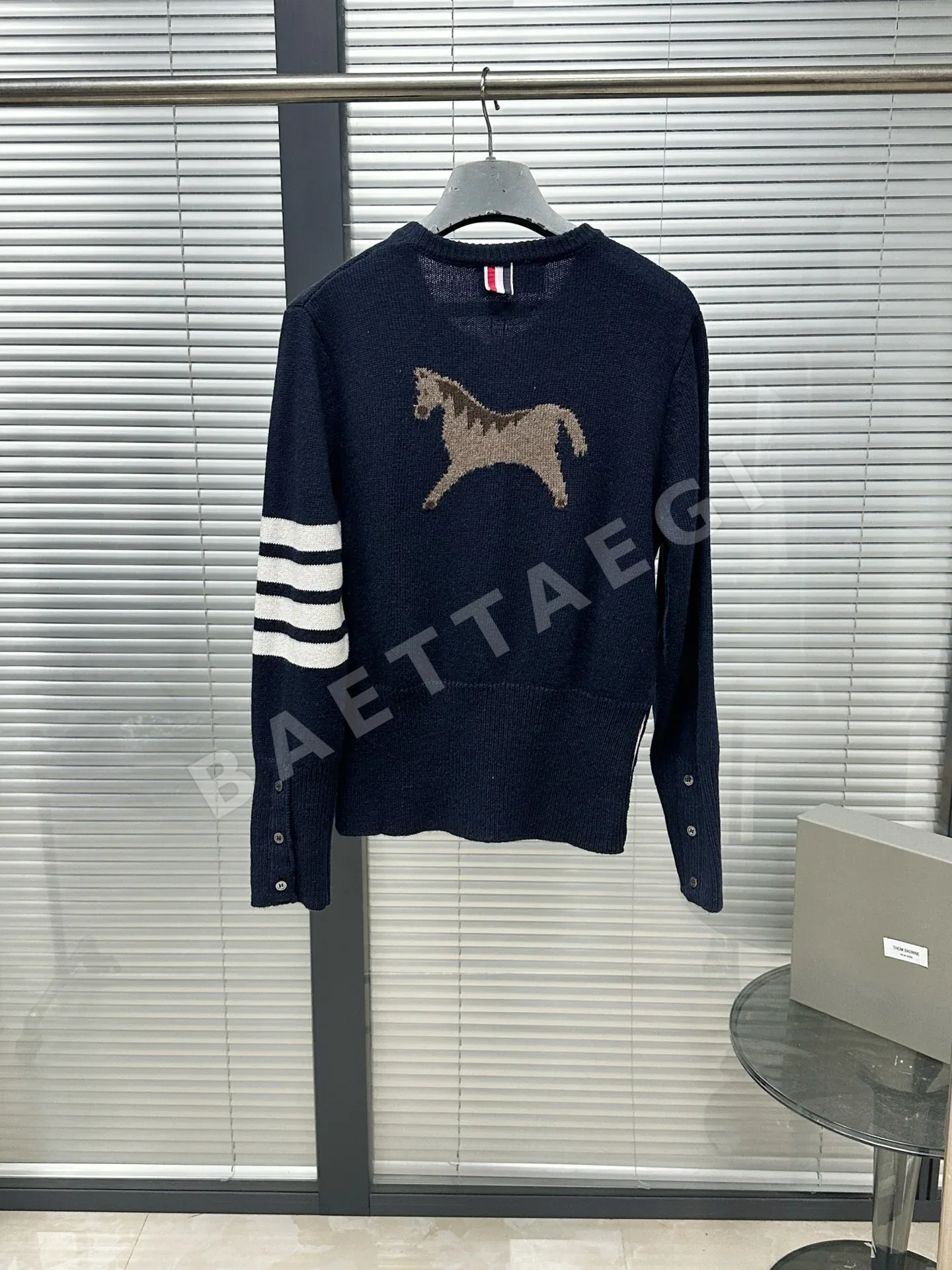 톰브라운 네이비 블루 남성 후드 레플리카 46568 Thom Browne 상세 이미지 3