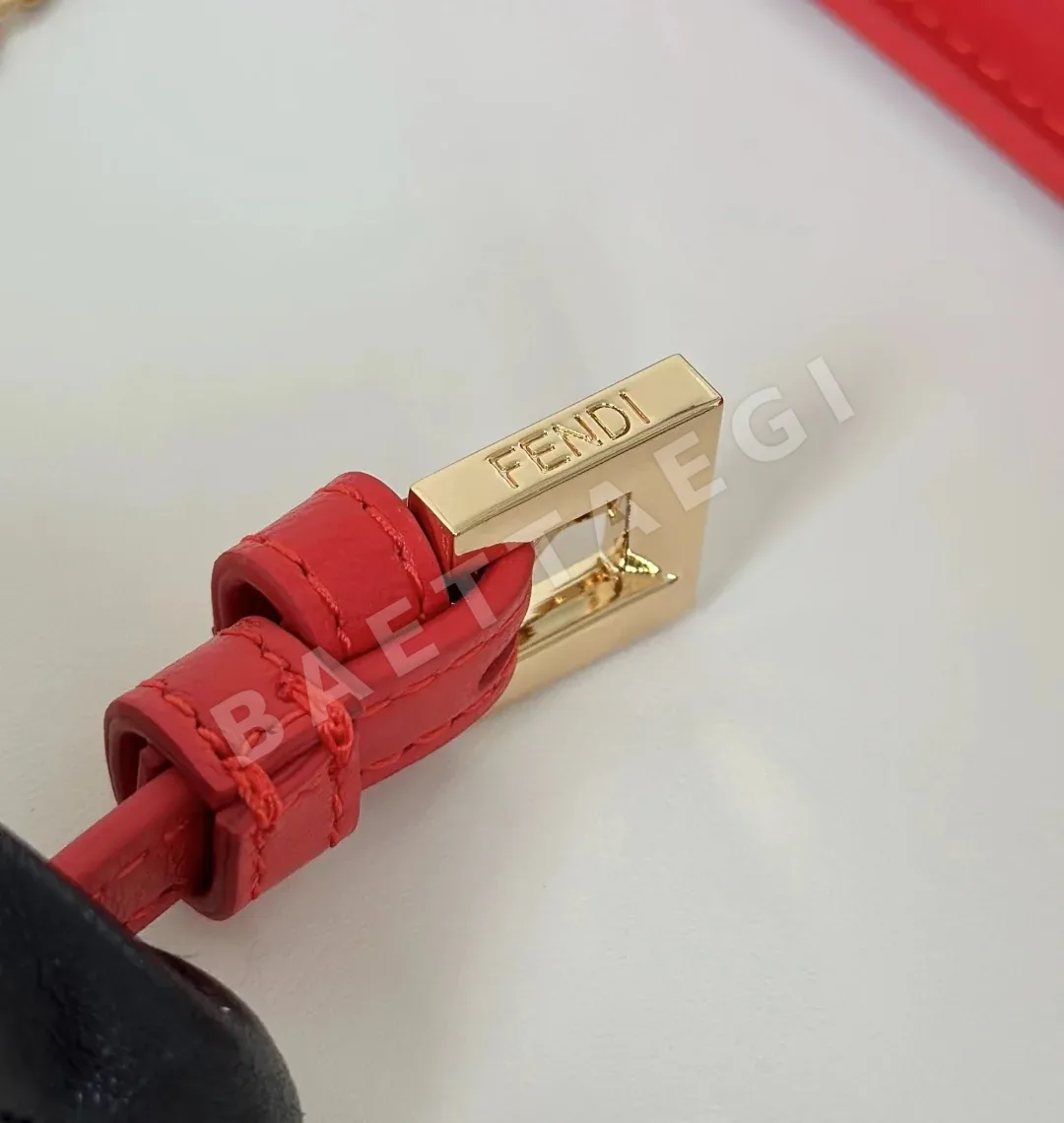 펜디 바게트 체인 월렛 8638A 상세 이미지 8