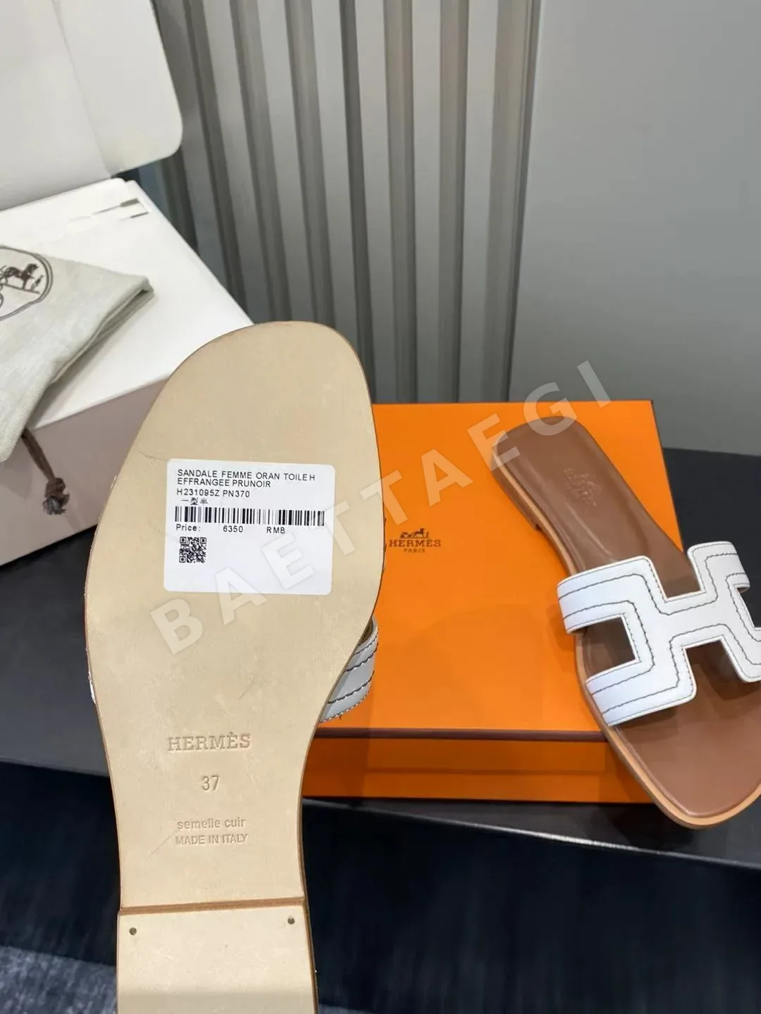 에르메스 클래식 H 오란 슬리퍼 상세 이미지 9