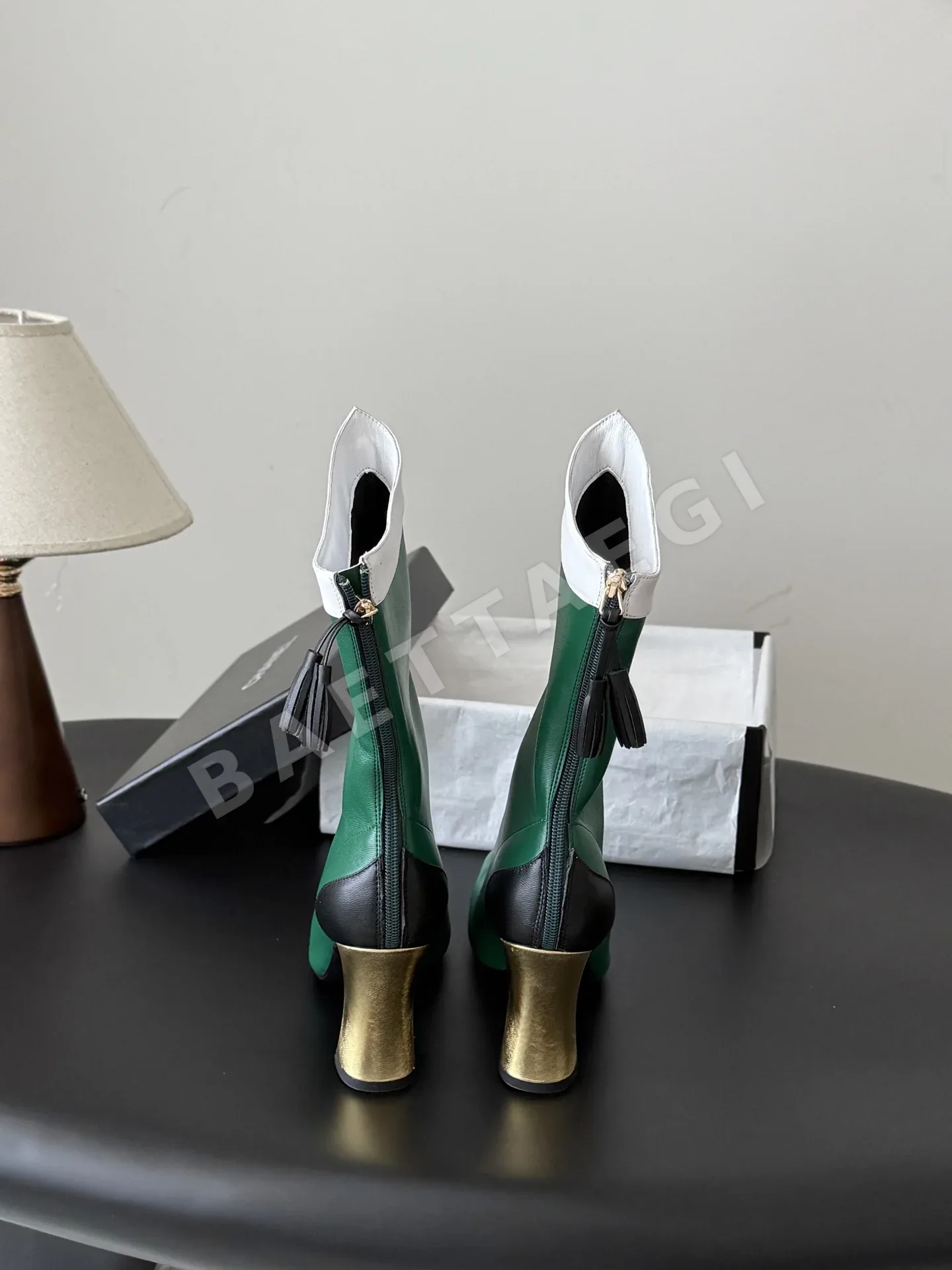 샤넬 메티에다르 더블 C 부츠 상세 이미지 3