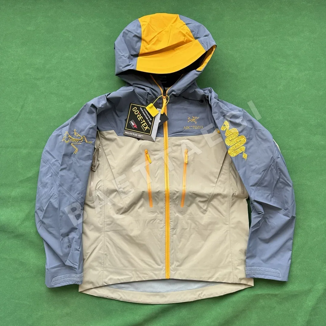 아크테릭스 알파 SV 고어텍스 자켓 뱀띠 한정판 200151 Arc'teryx Alpha SV Year Or The Snake GTX