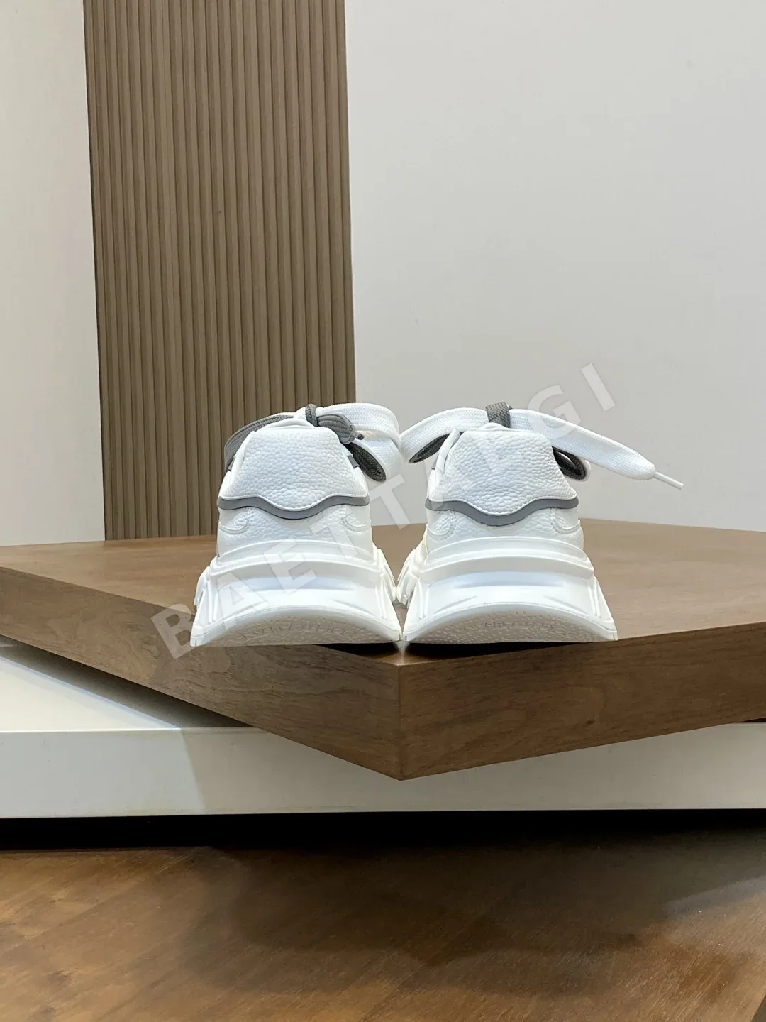 돌체앤가바나 DG 쿠션 캐주얼 스니커즈 상세 이미지 8