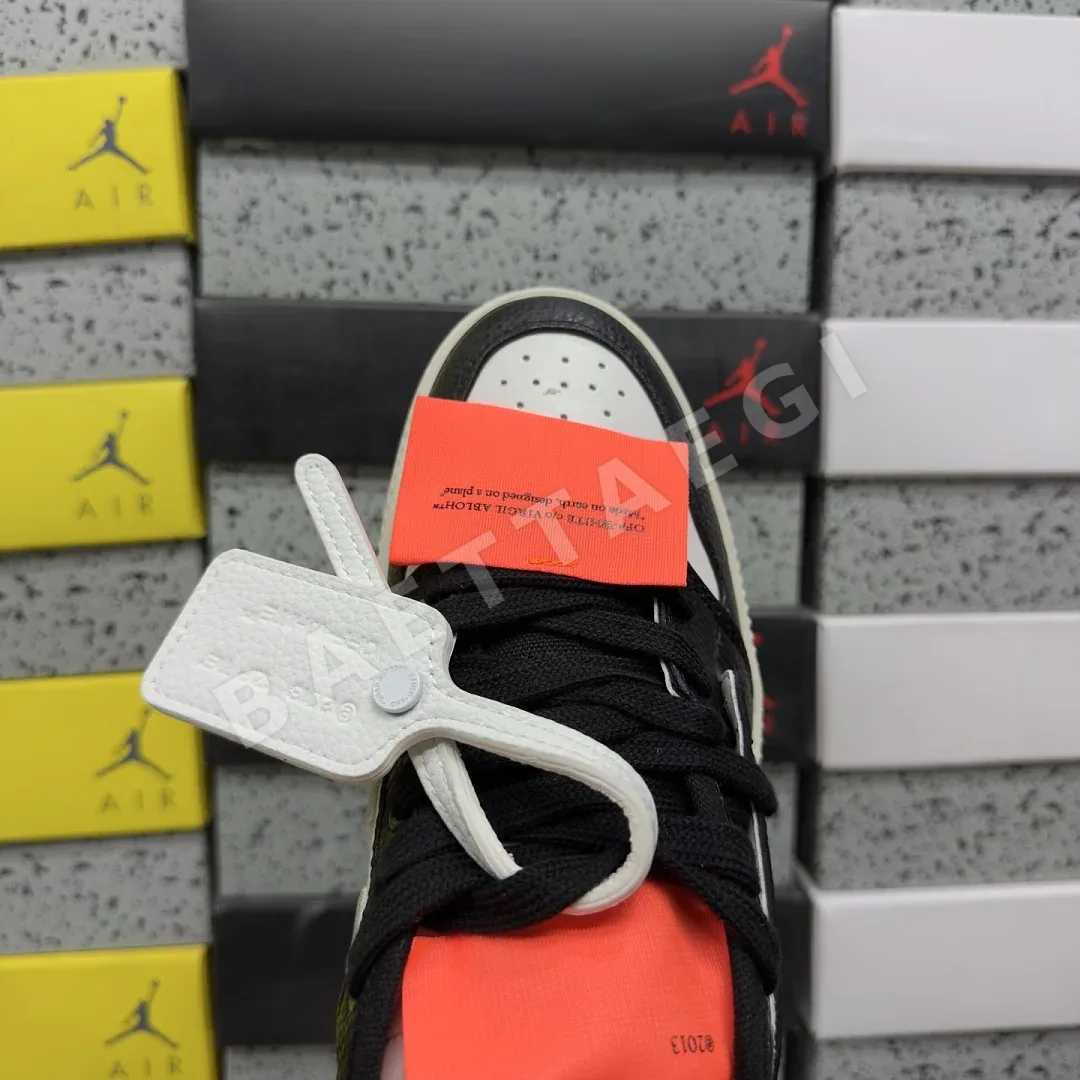 오프화이트 3.0 오프 코트 로우 블랙 화이트 202493 Off White 3.0 Off Court Low 상세 이미지 2
