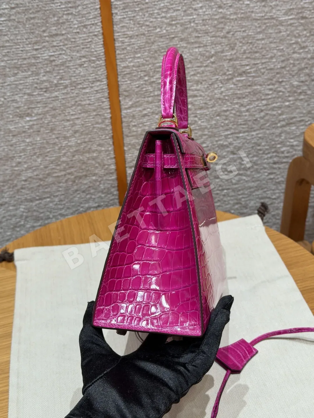 에르메스 켈리 25 포로사스 악어가죽 가방 상세 이미지 3