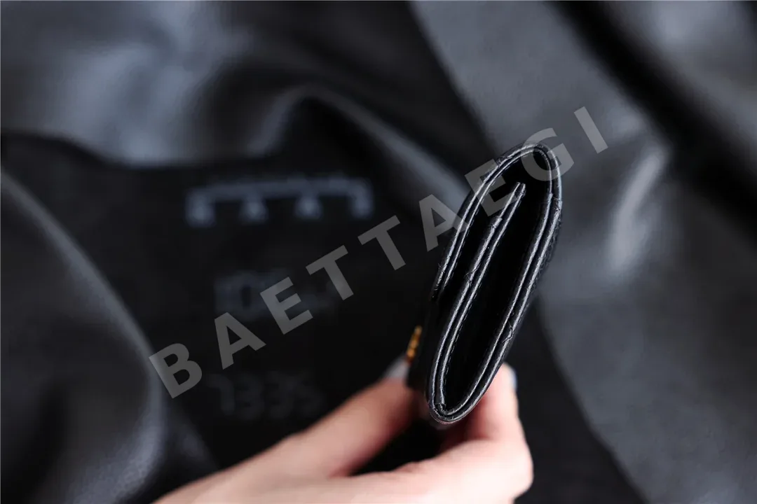 샤넬 클래식 캐비어 코인 퍼스 지갑 상세 이미지 5