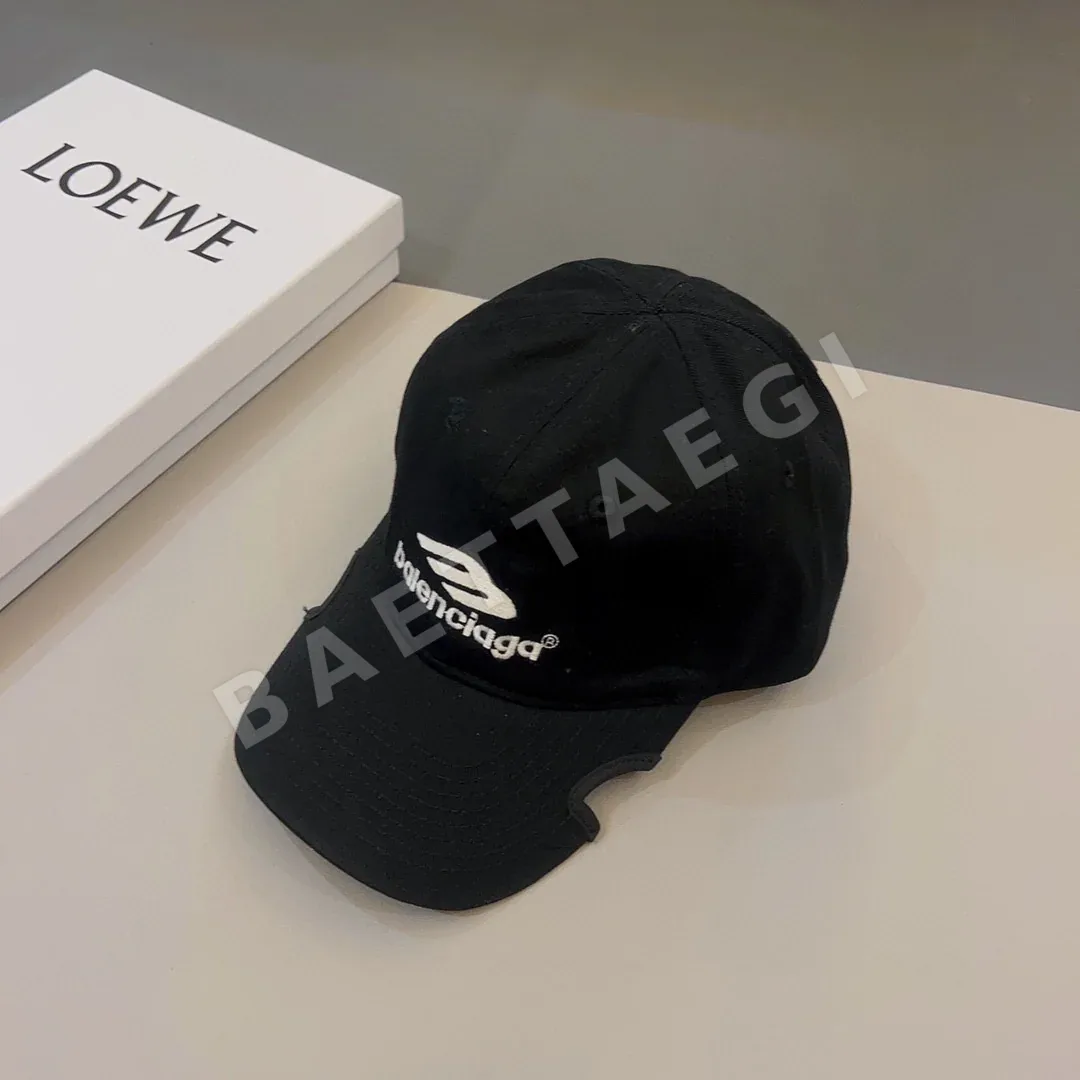 발렌시아가 데미지 가공 야구모자 상세 이미지 3